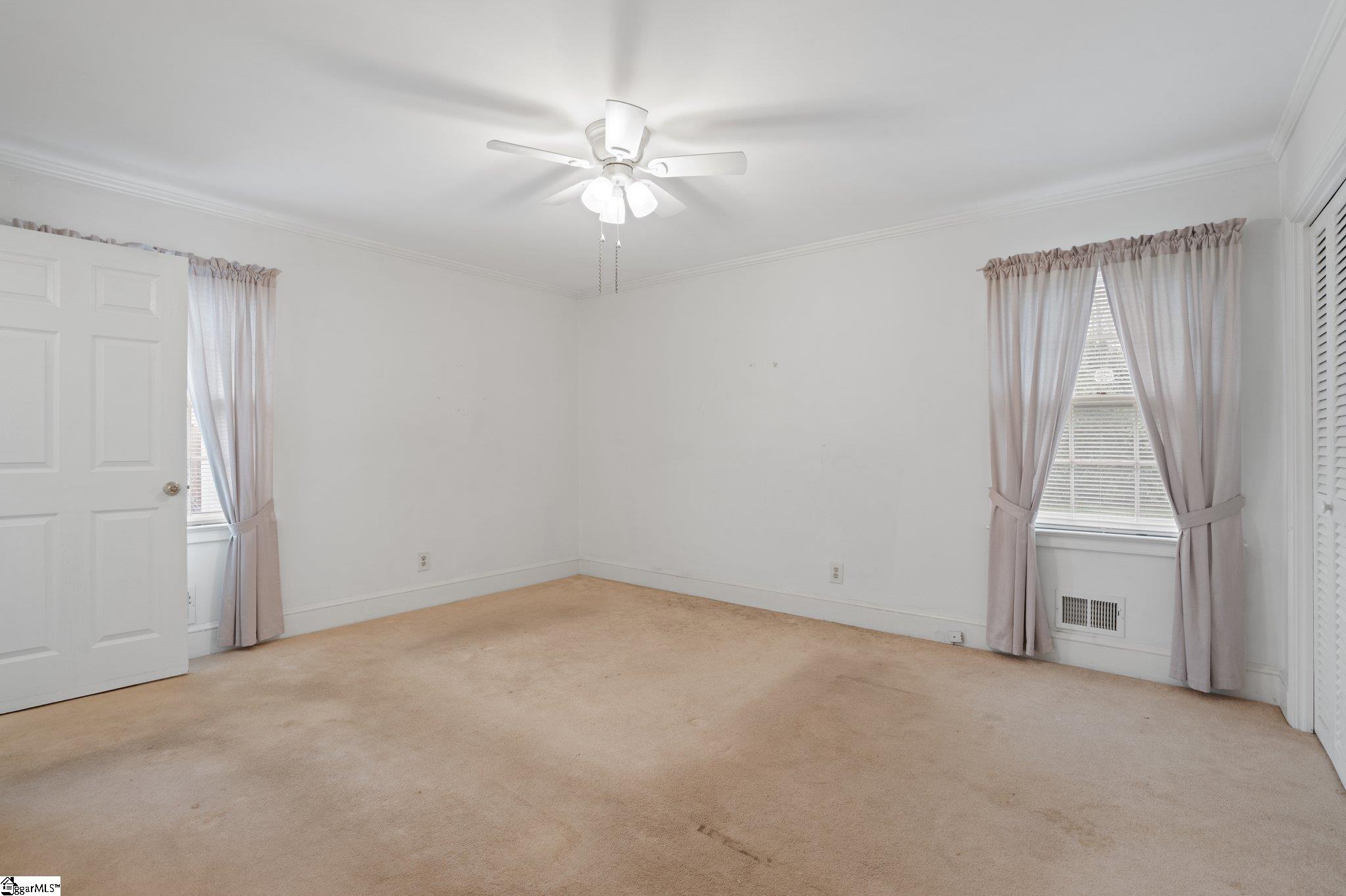 2 Woodfern Circle Greenville, SC 29615