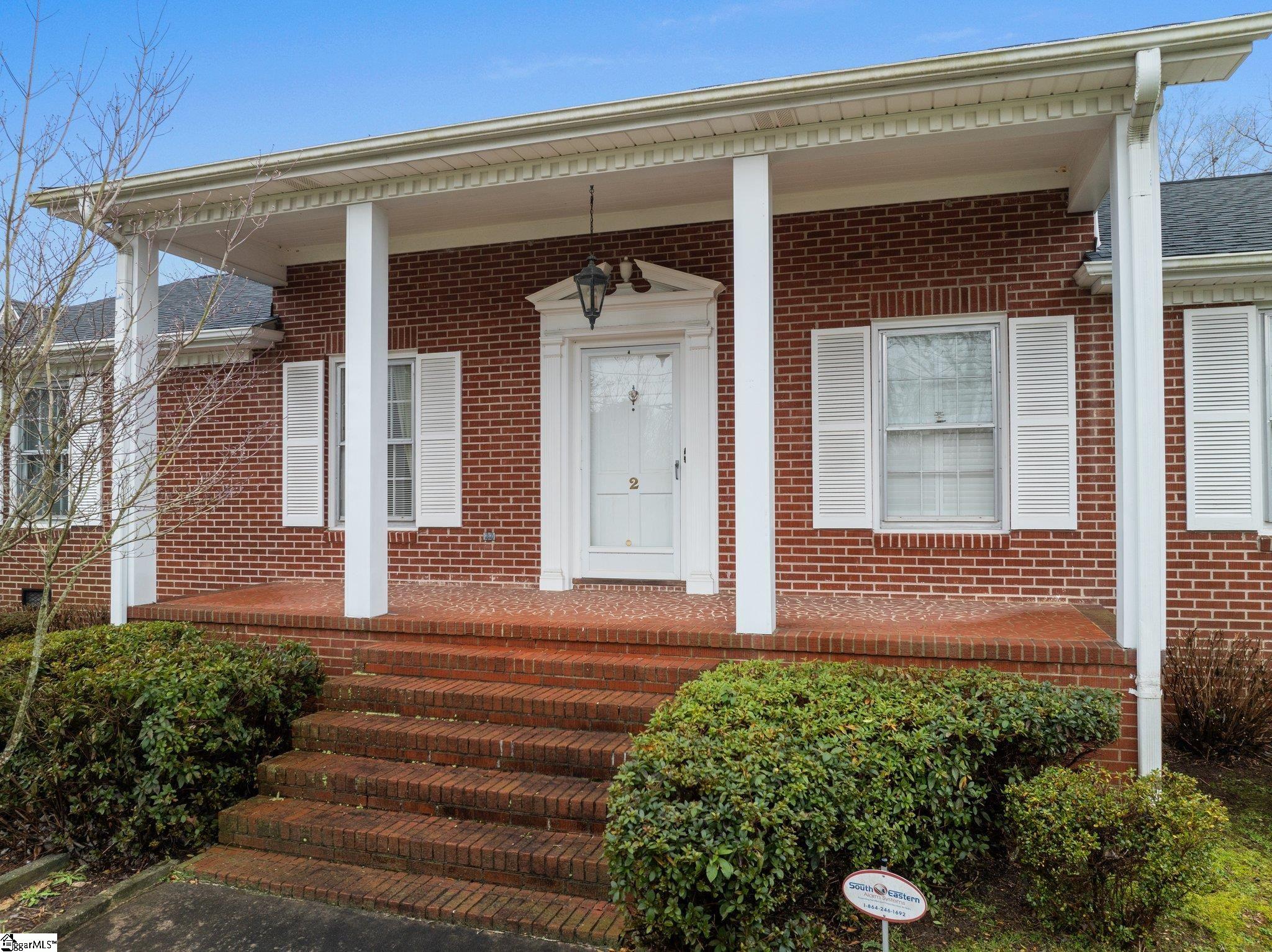 2 Woodfern Circle Greenville, SC 29615