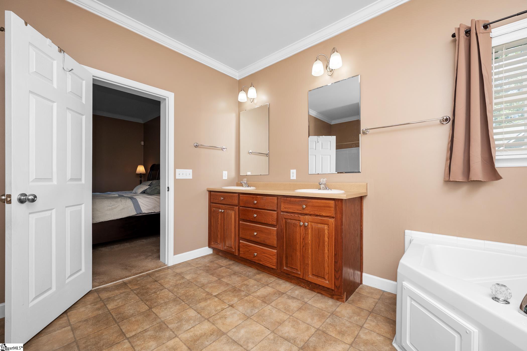 308 S Lake Forest Drive Cross Hill, SC 29332