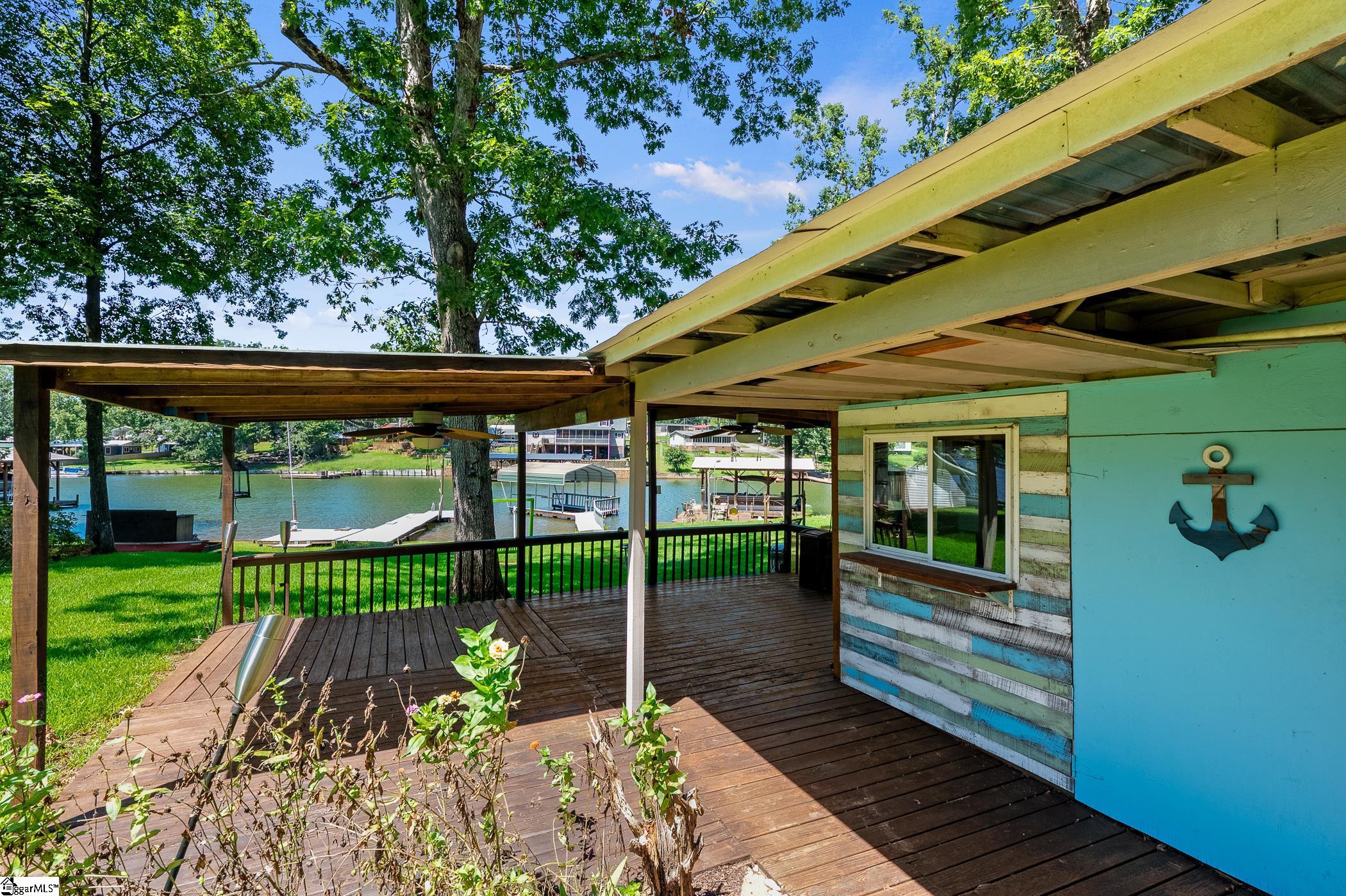 308 S Lake Forest Drive Cross Hill, SC 29332