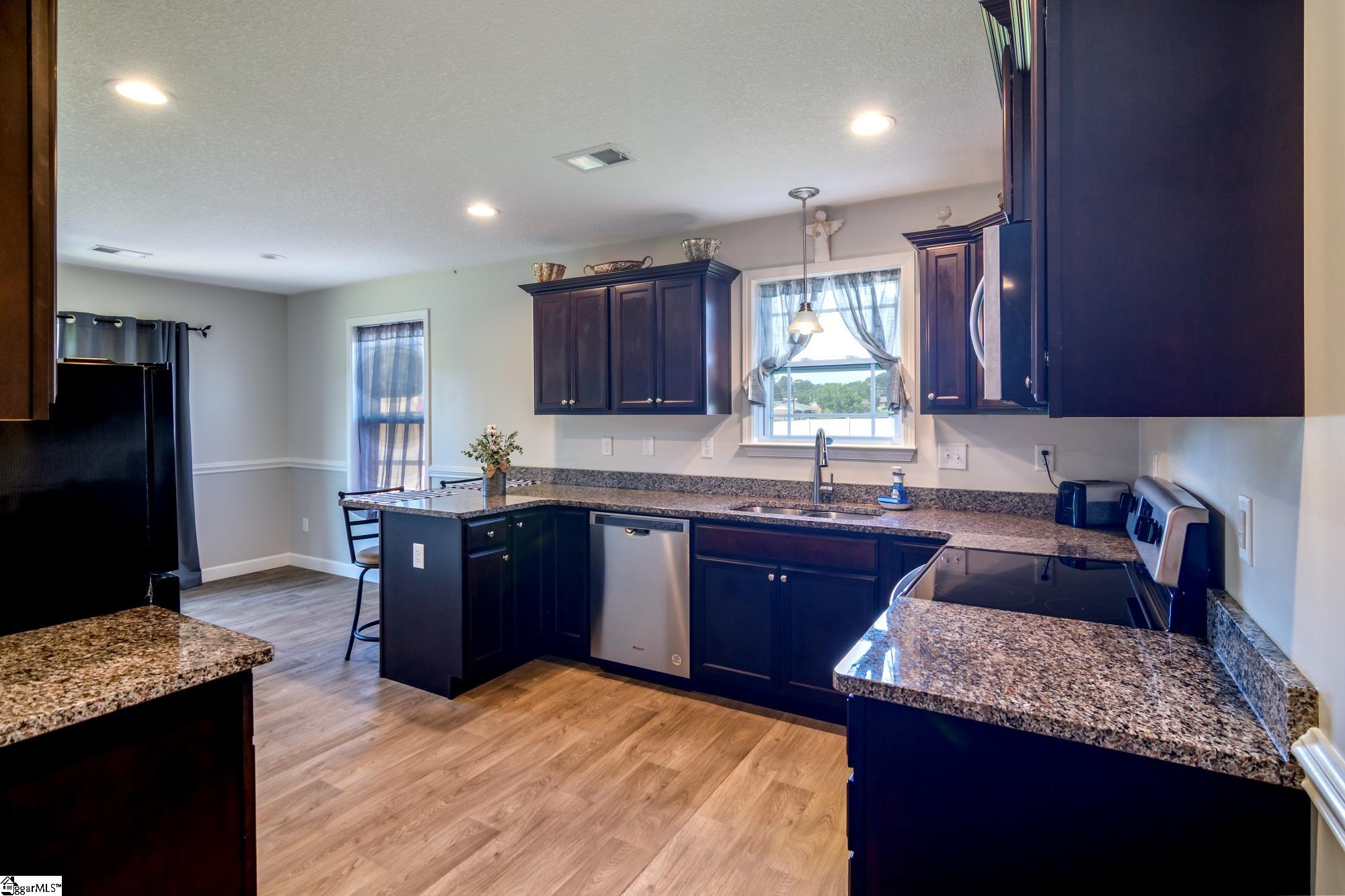 834 John Weaver Trace Inman, SC 29349