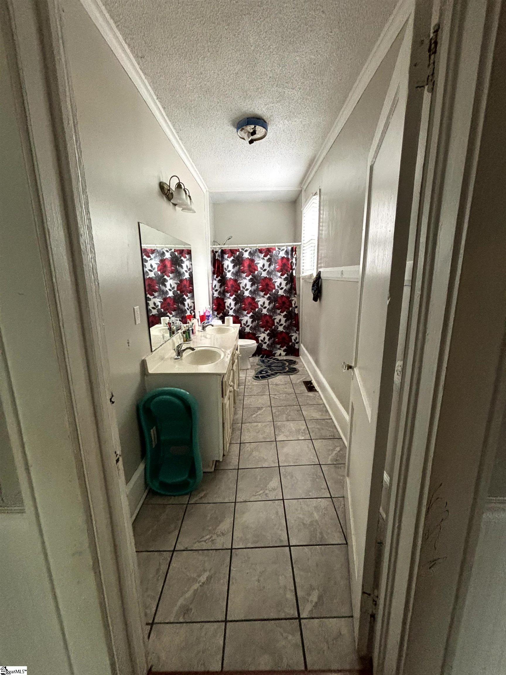 101 E. Blue Ridge Drive Greenville, SC 29601