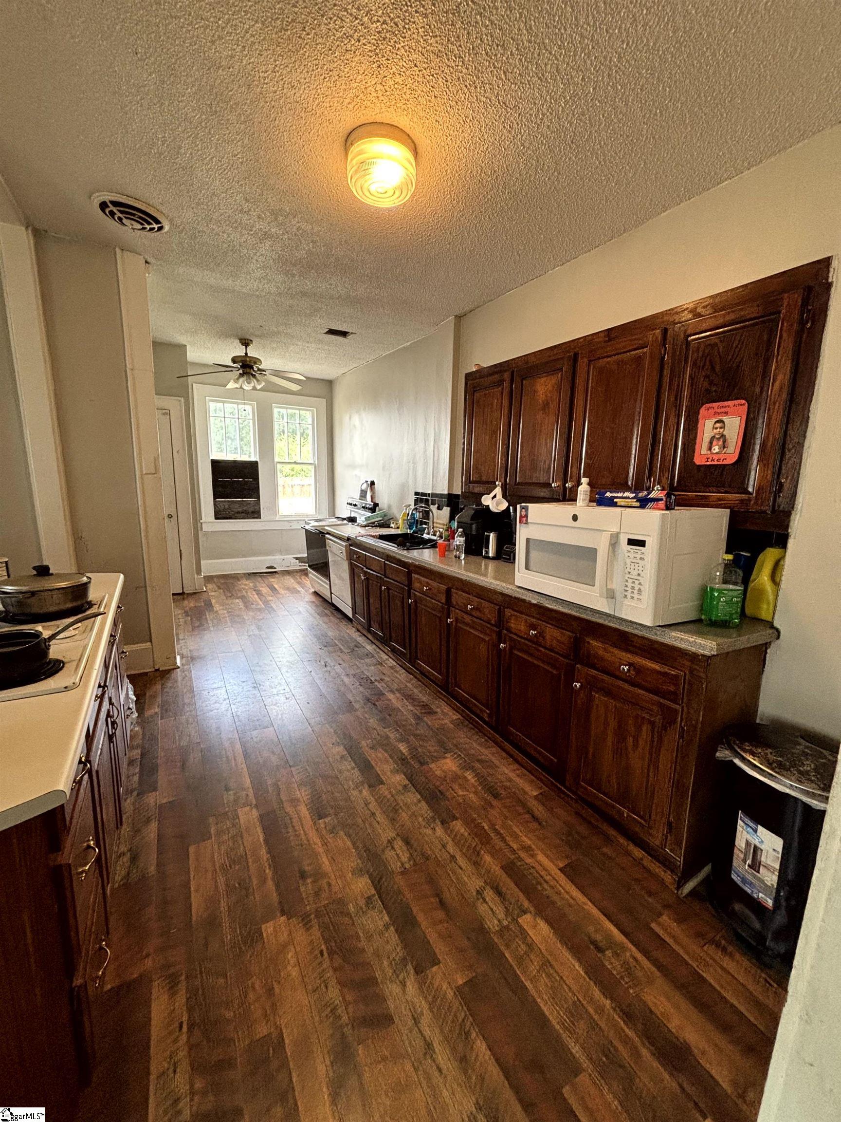 101 E. Blue Ridge Drive Greenville, SC 29601