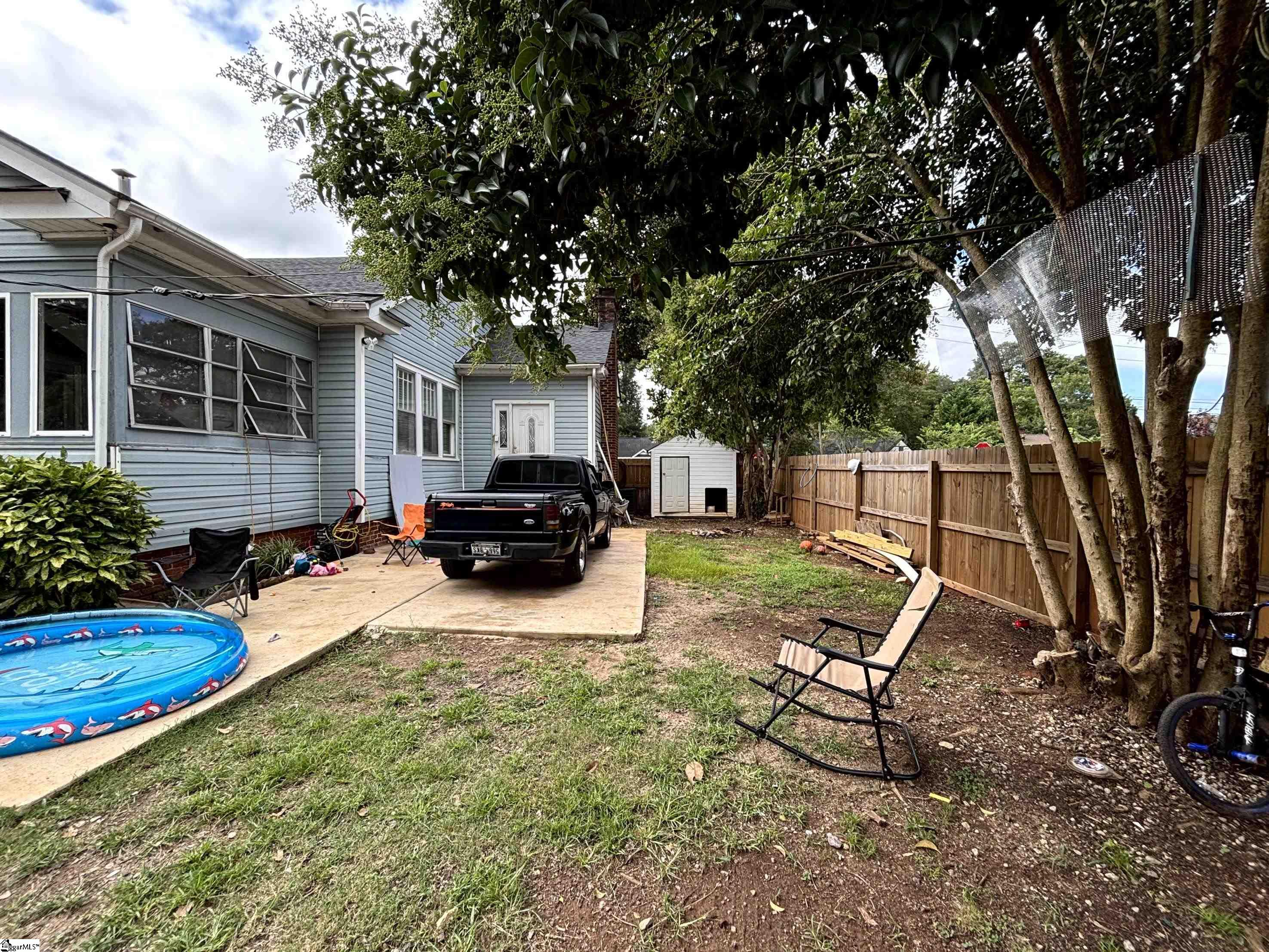 101 E. Blue Ridge Drive Greenville, SC 29601