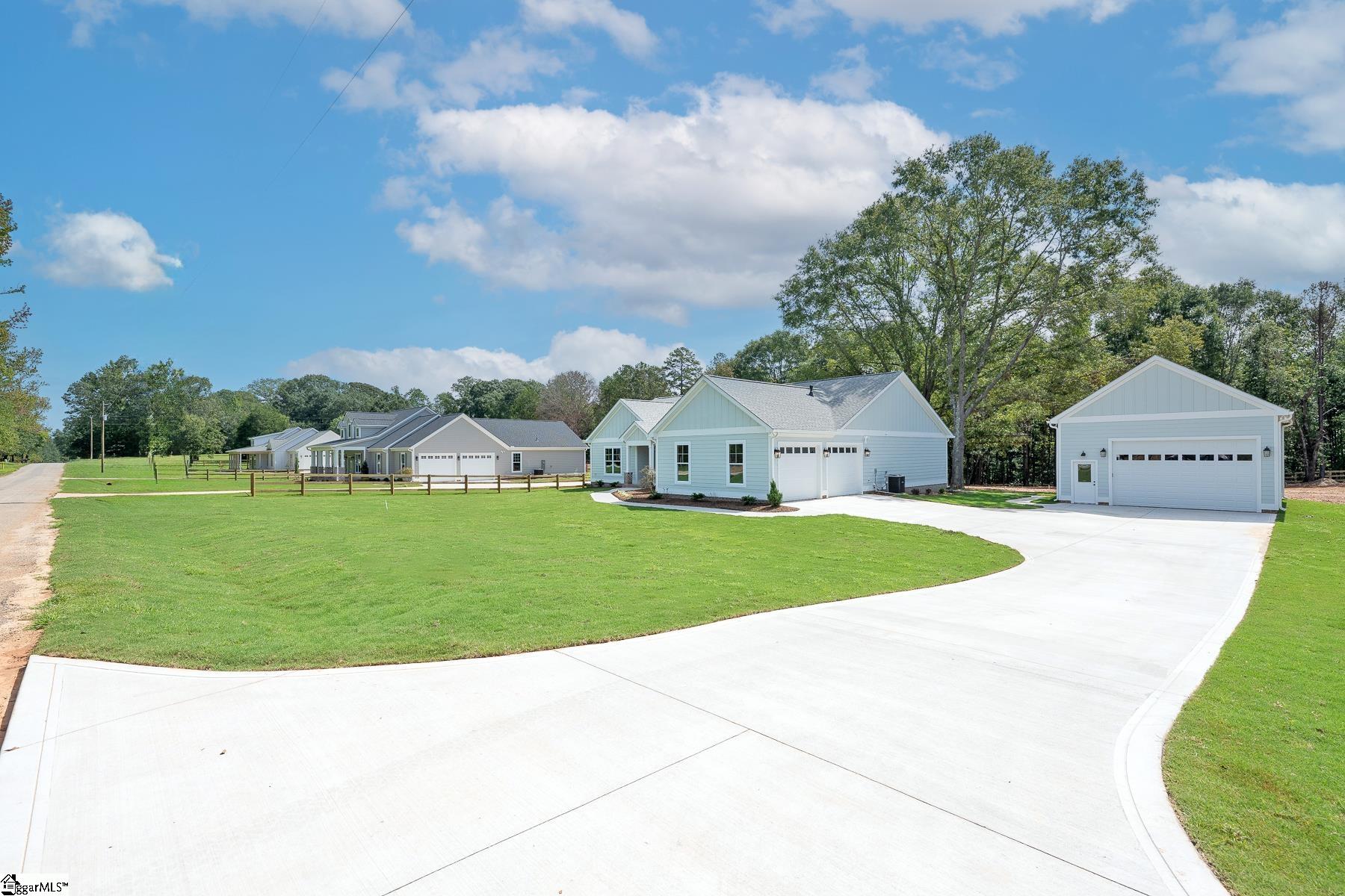 1284 Mount Carmel Road Gray Court, SC 29360