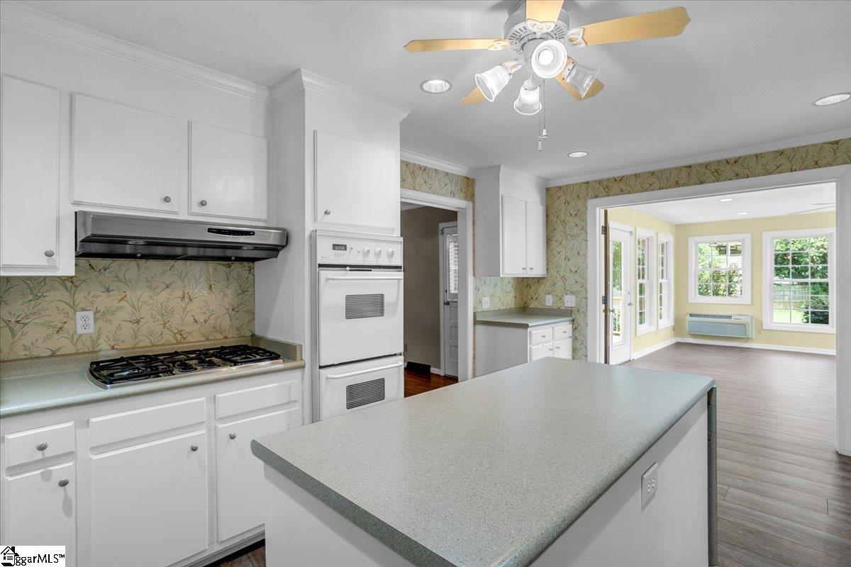 17 Seabury Drive Greenville, SC 29615