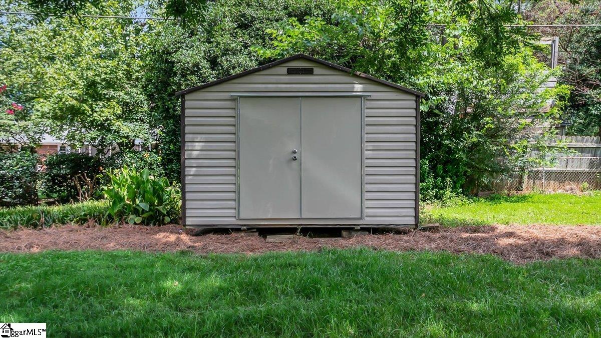 17 Seabury Drive Greenville, SC 29615