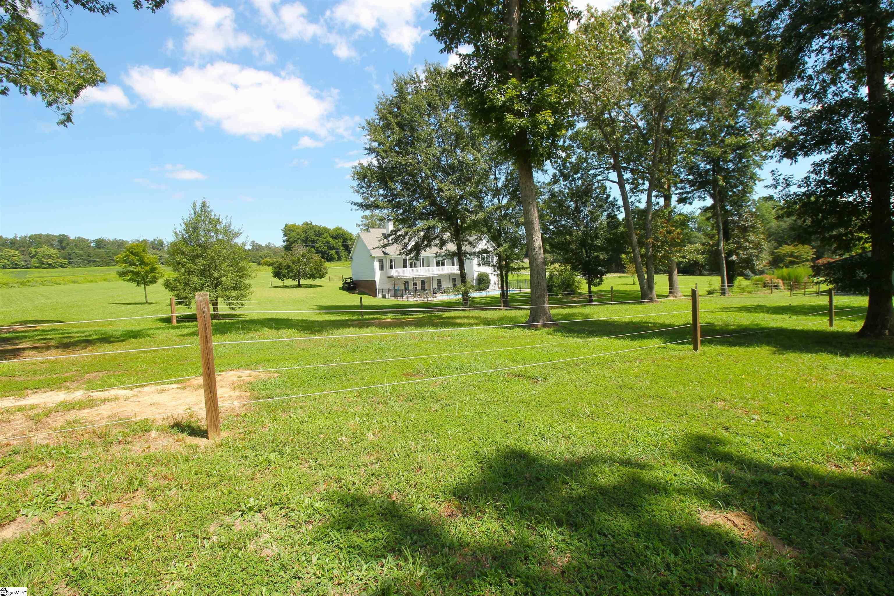300 Apple Farm Road Campobello, SC 29322
