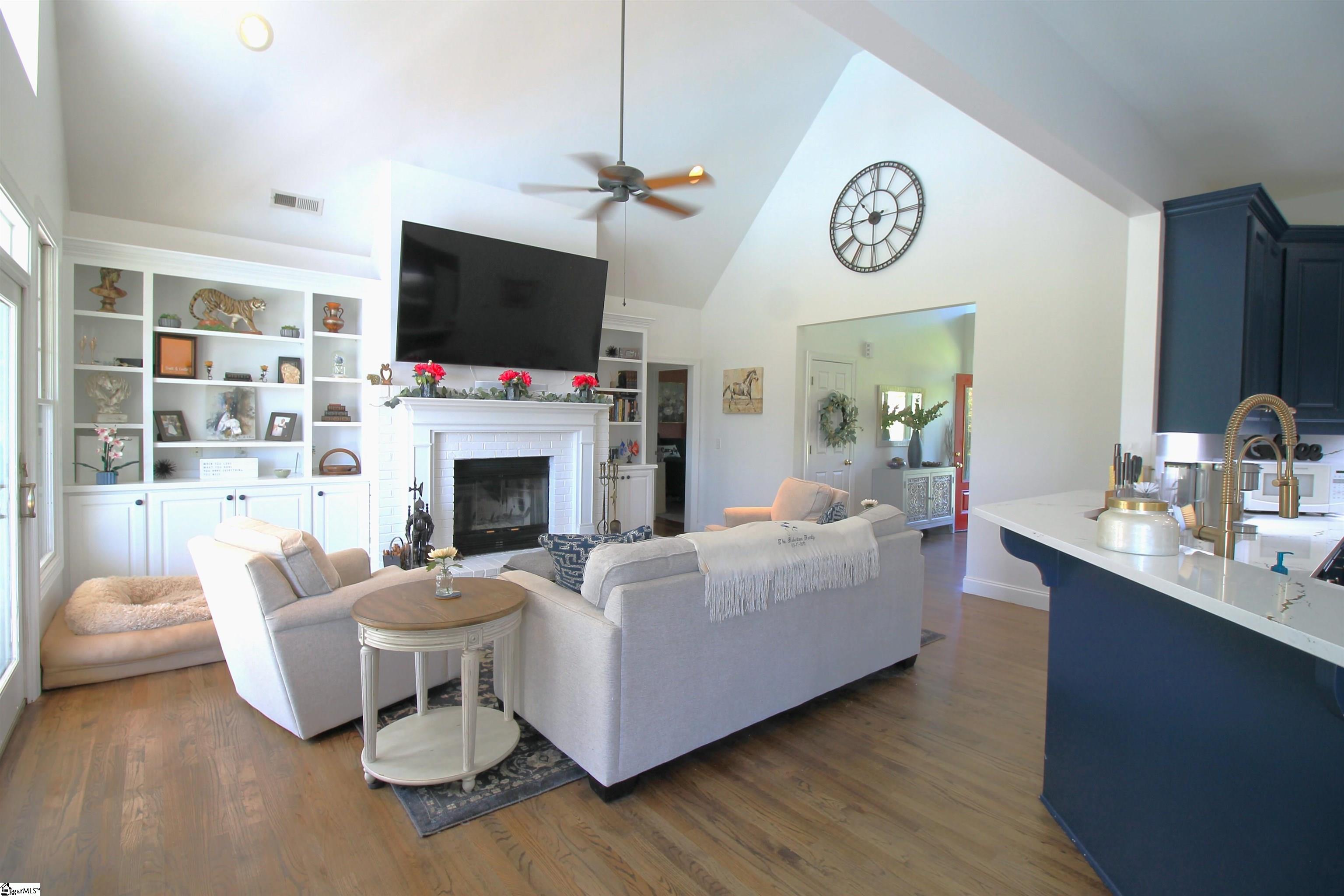 300 Apple Farm Road Campobello, SC 29322