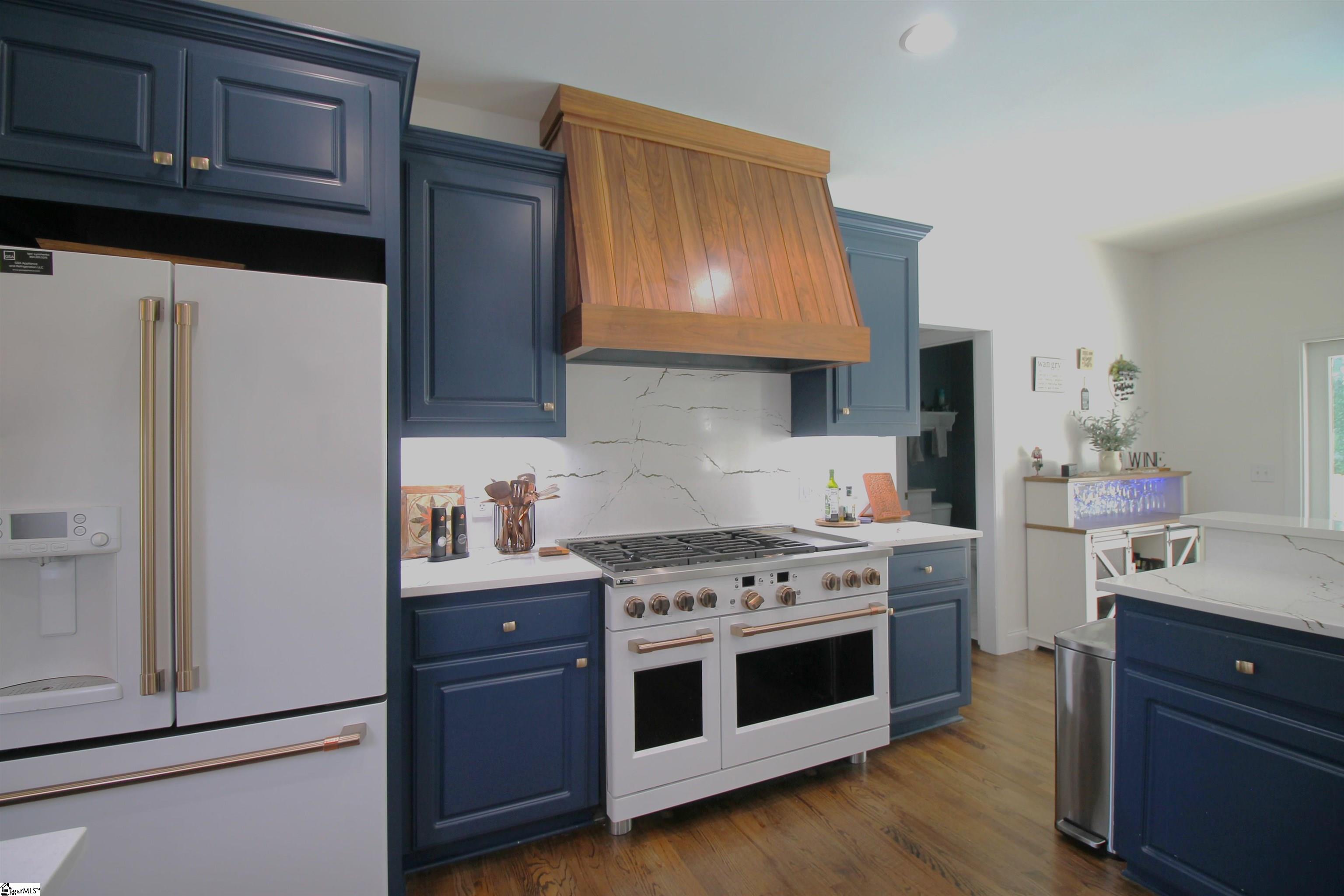 300 Apple Farm Road Campobello, SC 29322
