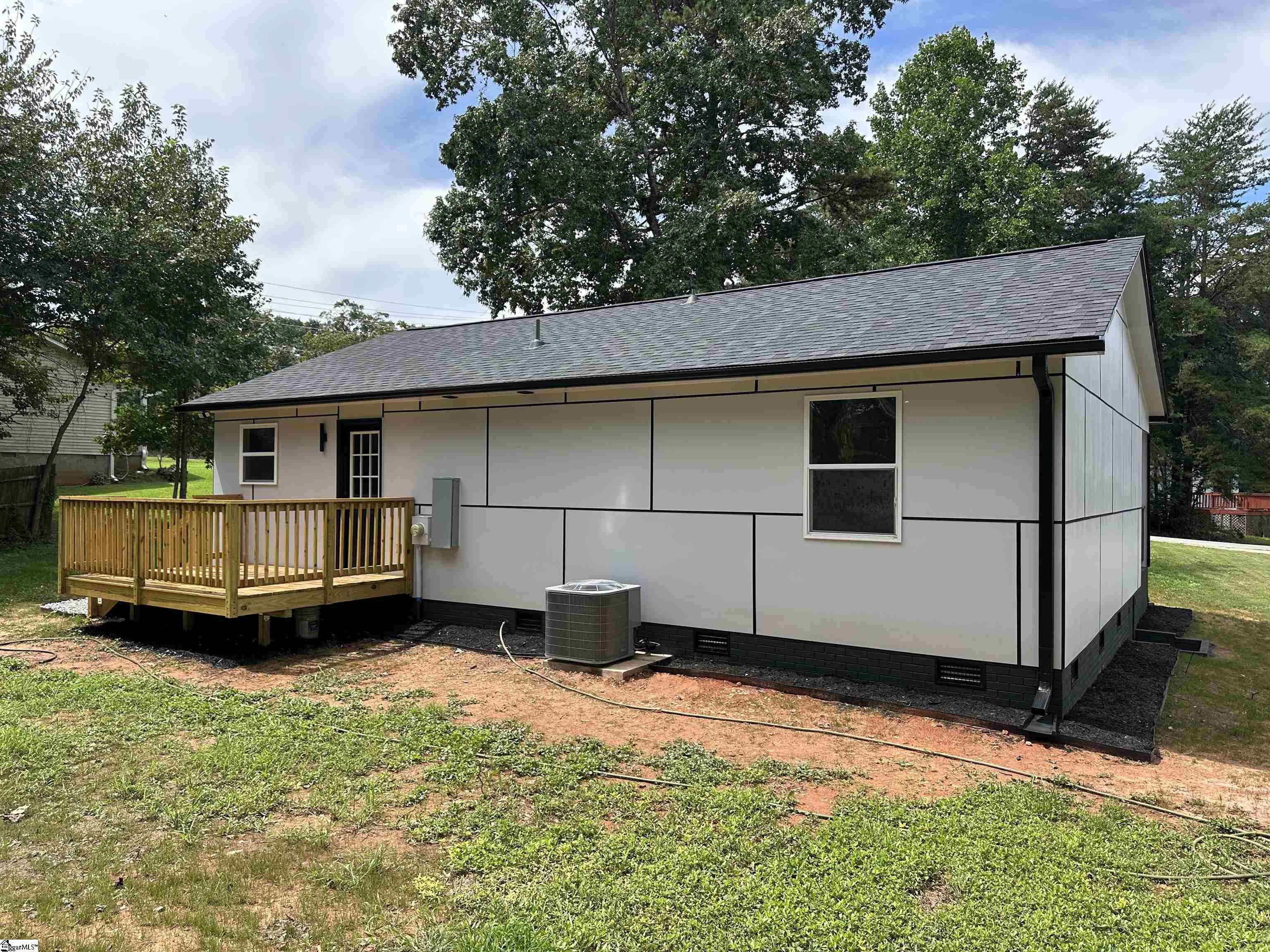 137 Keltner Circle Spartanburg, SC 29302