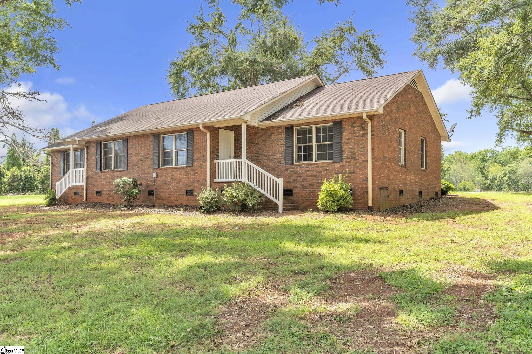 475 Vinyard Road Boiling Springs, SC 29316