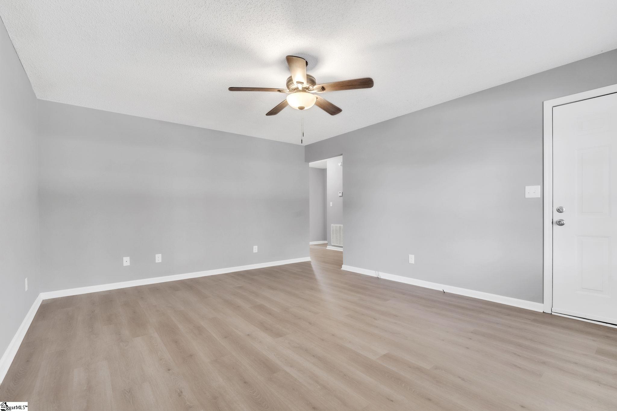 475 Vinyard Road Boiling Springs, SC 29316