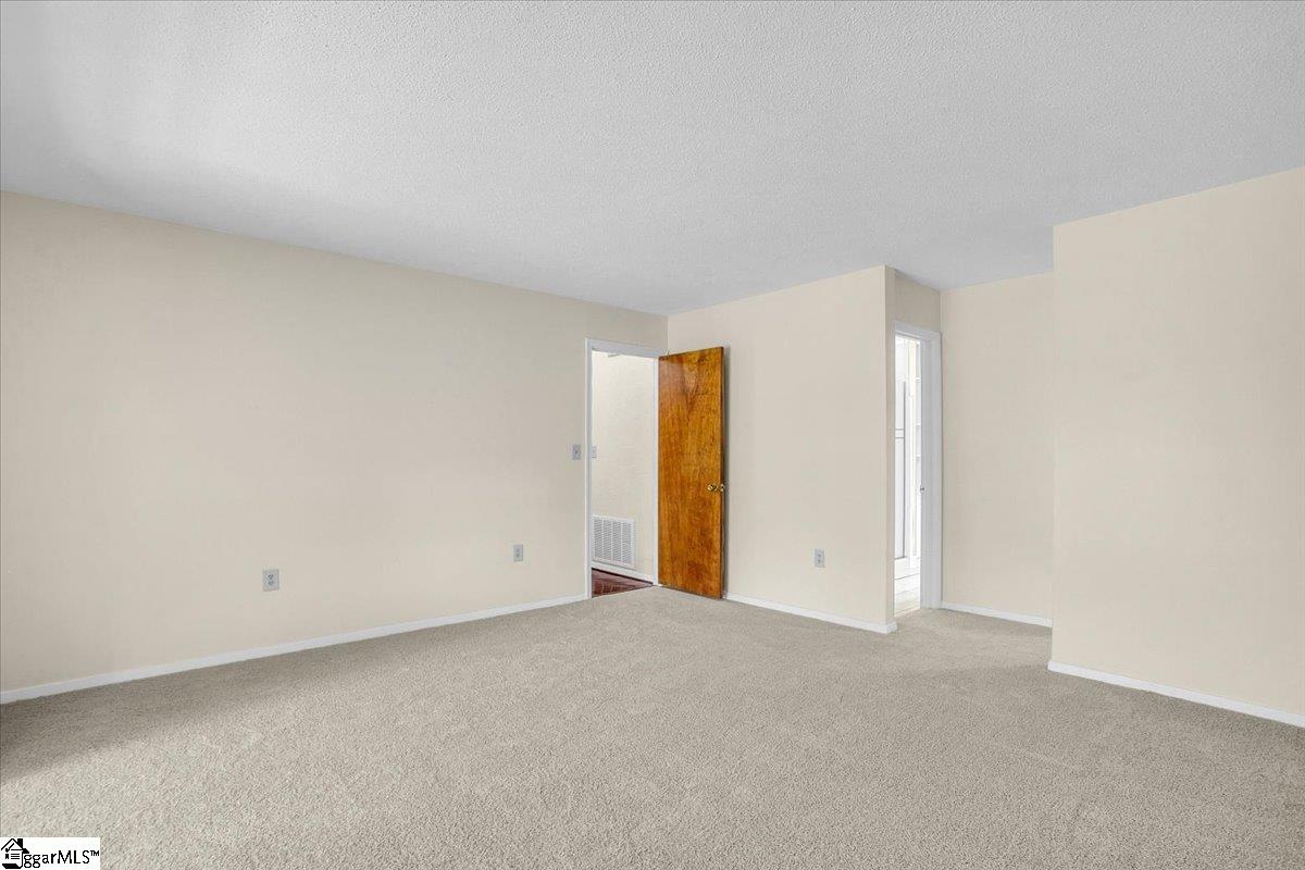 201 Long Point Way Simpsonville, SC 29681