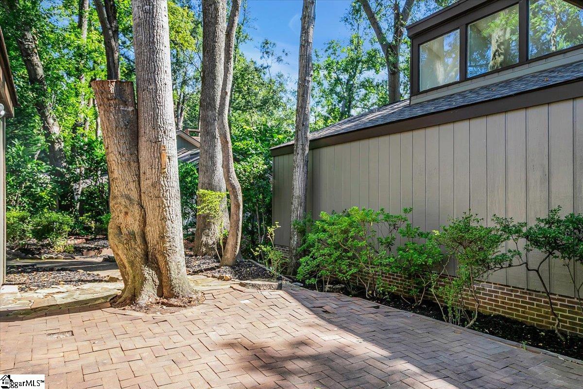 201 Long Point Way Simpsonville, SC 29681