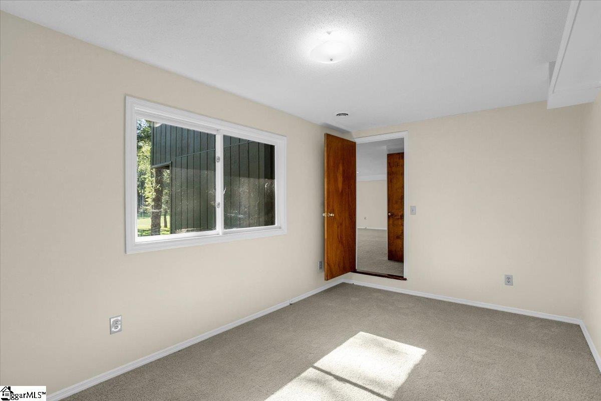 201 Long Point Way Simpsonville, SC 29681