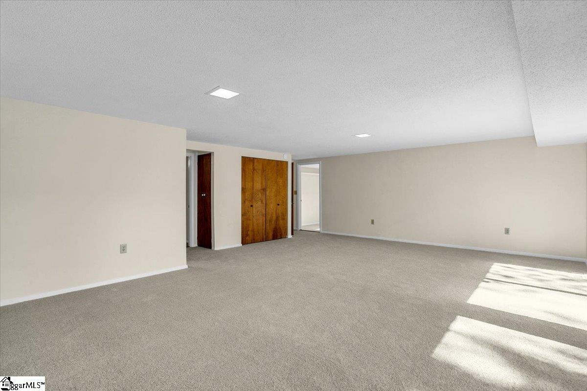201 Long Point Way Simpsonville, SC 29681