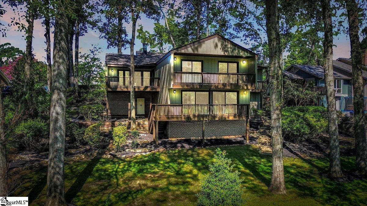 201 Long Point Way Simpsonville, SC 29681