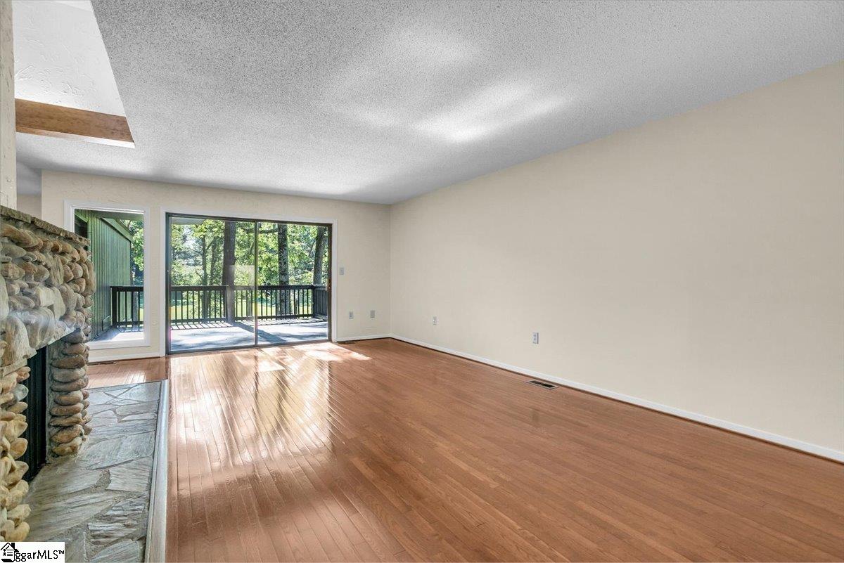 201 Long Point Way Simpsonville, SC 29681