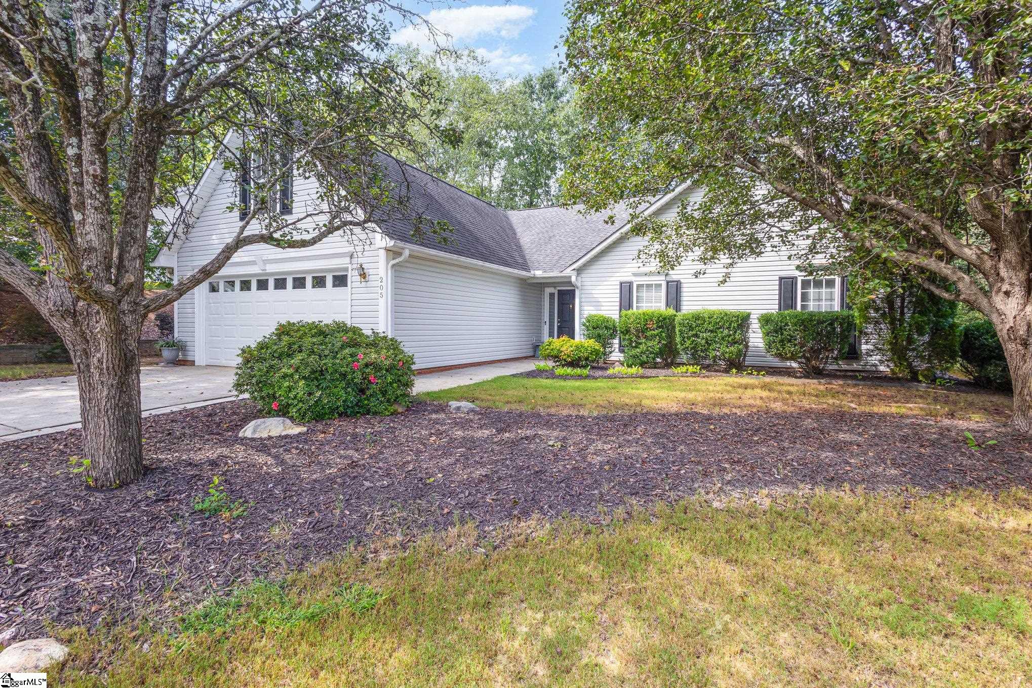 205 Pheasant Ridge Drive Taylors, SC 29687