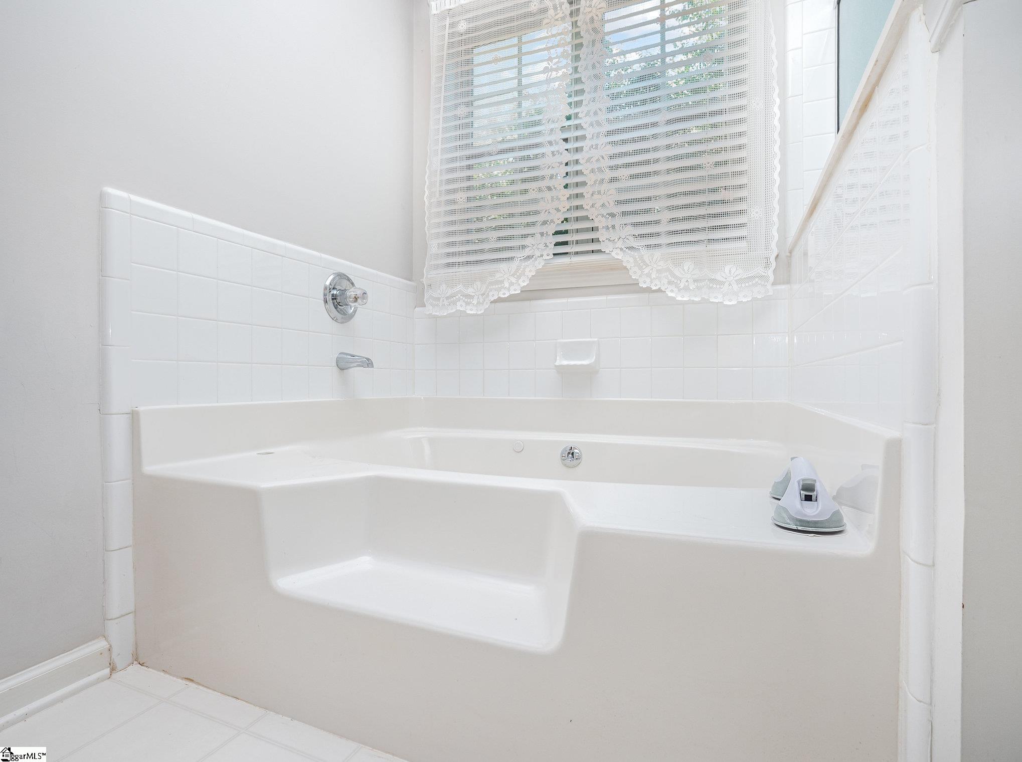 205 Pheasant Ridge Drive Taylors, SC 29687