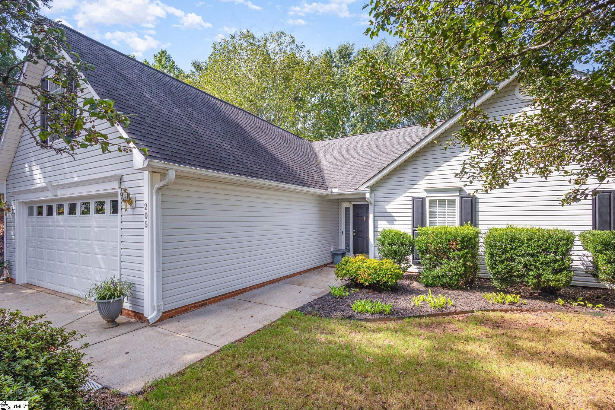 205 Pheasant Ridge Drive Taylors, SC 29687