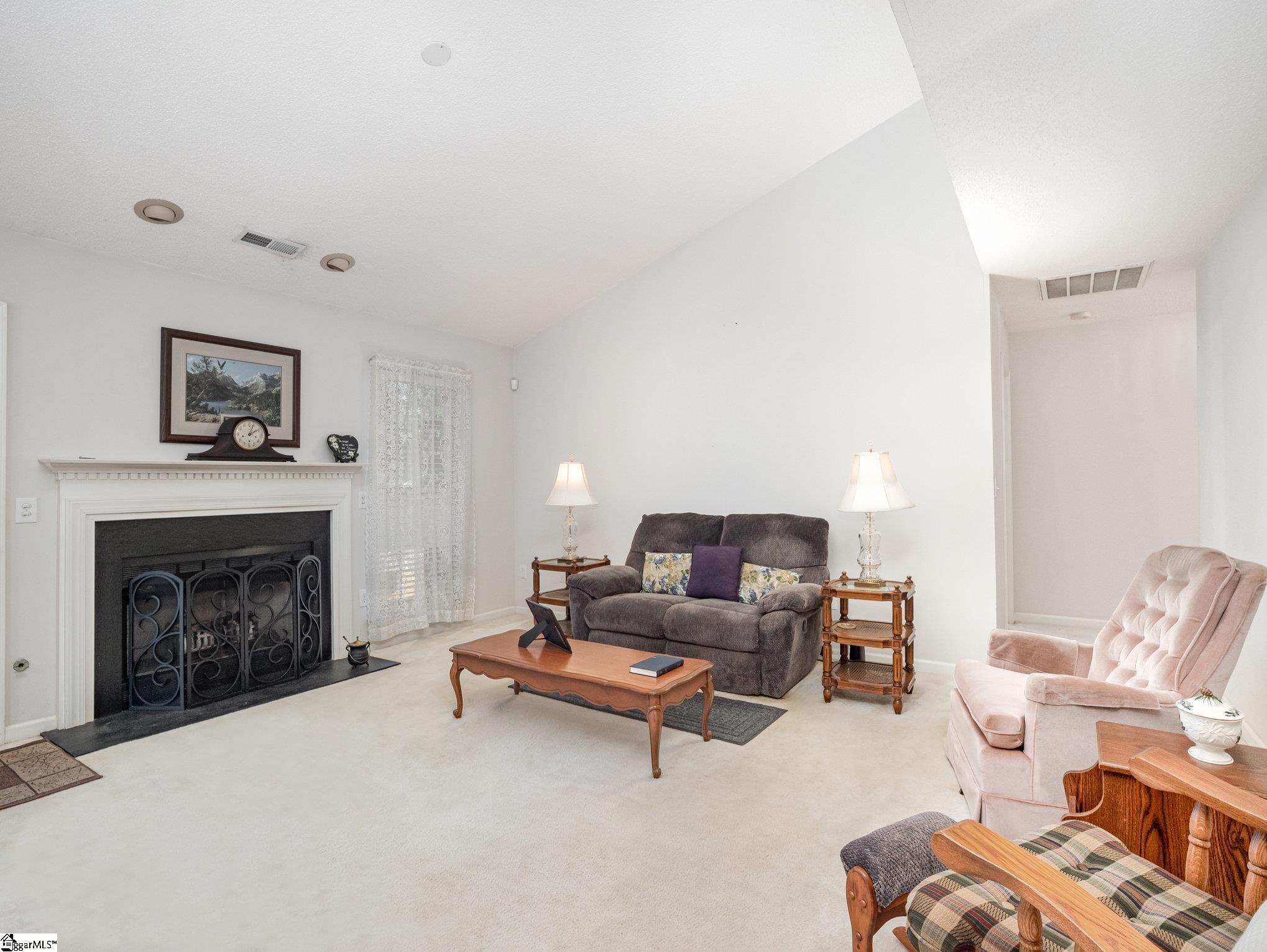 205 Pheasant Ridge Drive Taylors, SC 29687