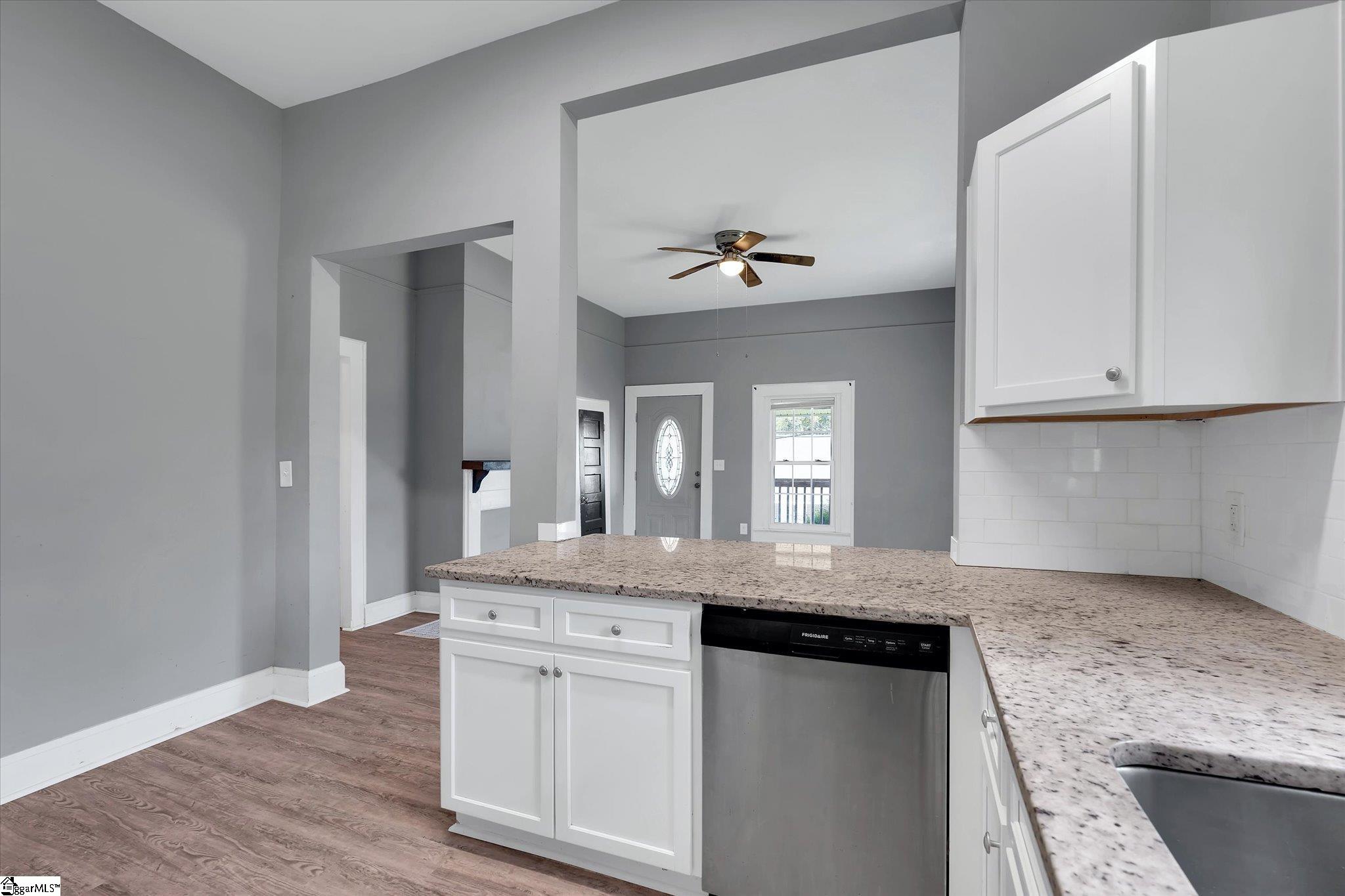 7 Hunt Avenue Liberty, SC 29657