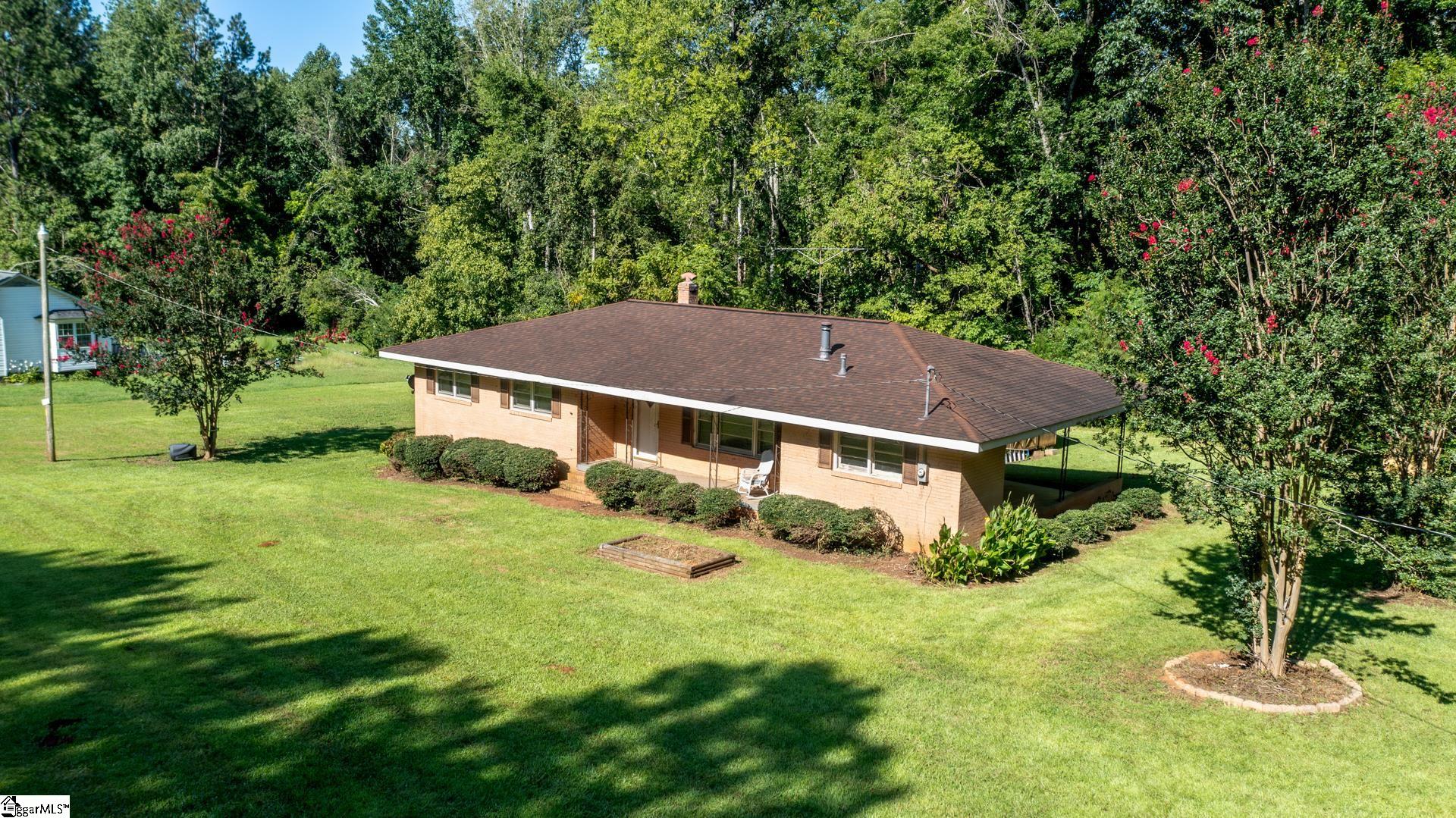 3190 Apple Orchard Road Clinton, SC 29325