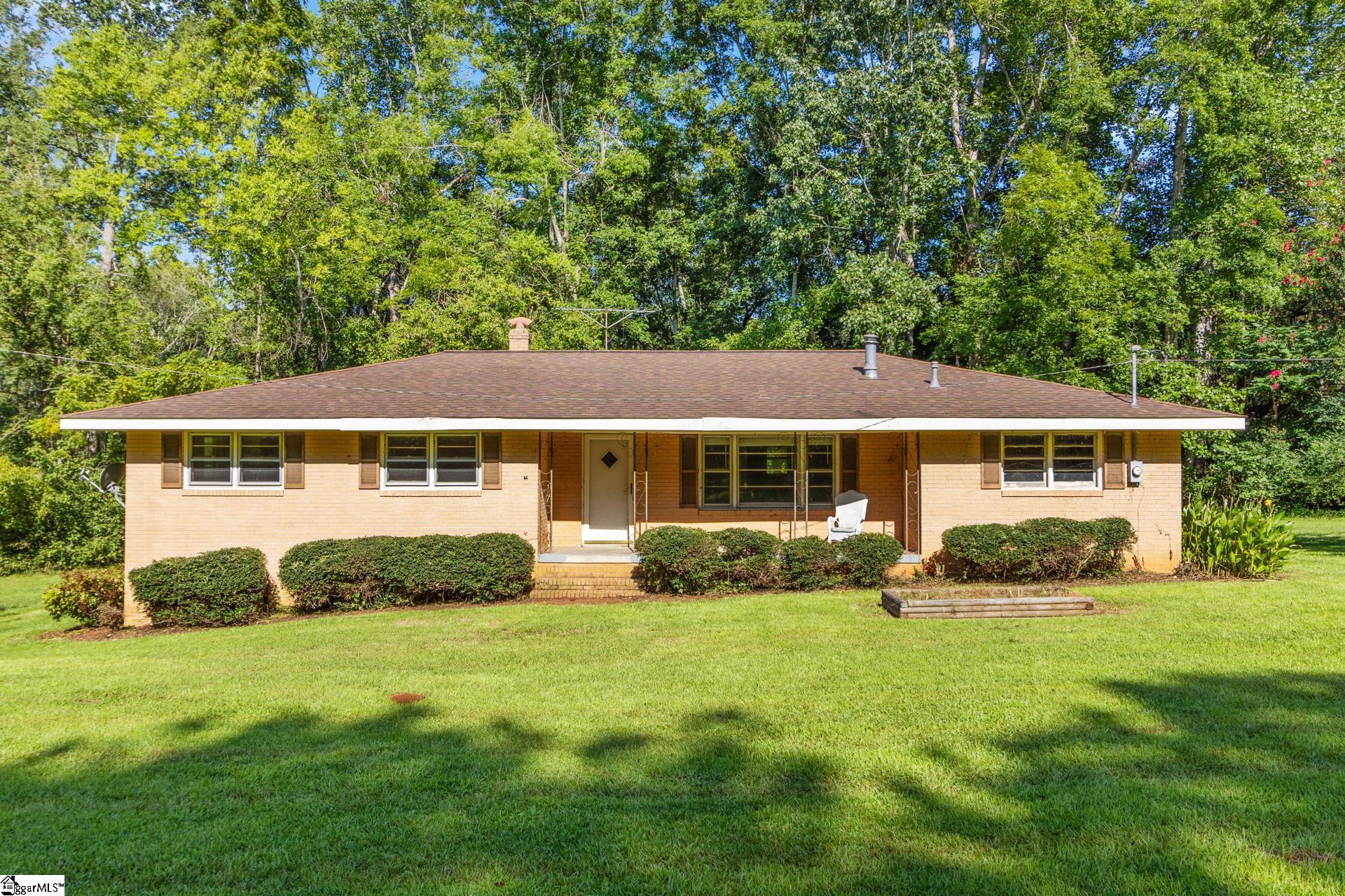 3190 Apple Orchard Road Clinton, SC 29325