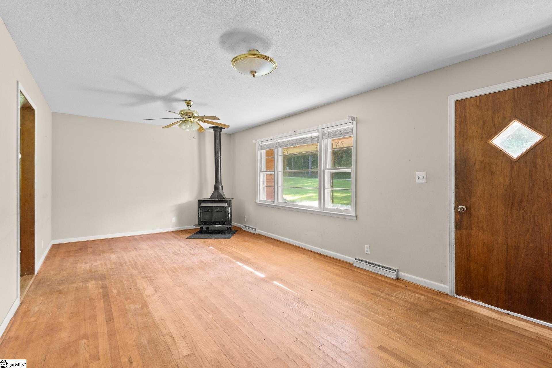 3190 Apple Orchard Road Clinton, SC 29325