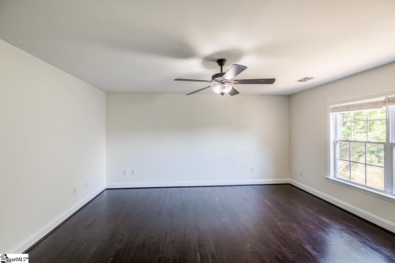 607 Greening Drive Simpsonville, SC 29681