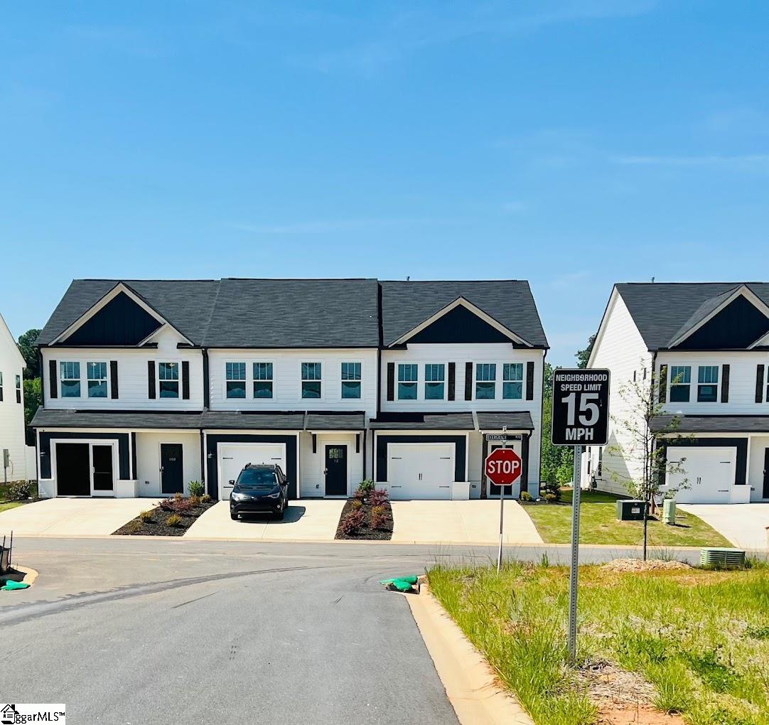 100 Evergrace Way Mauldin, SC 29662