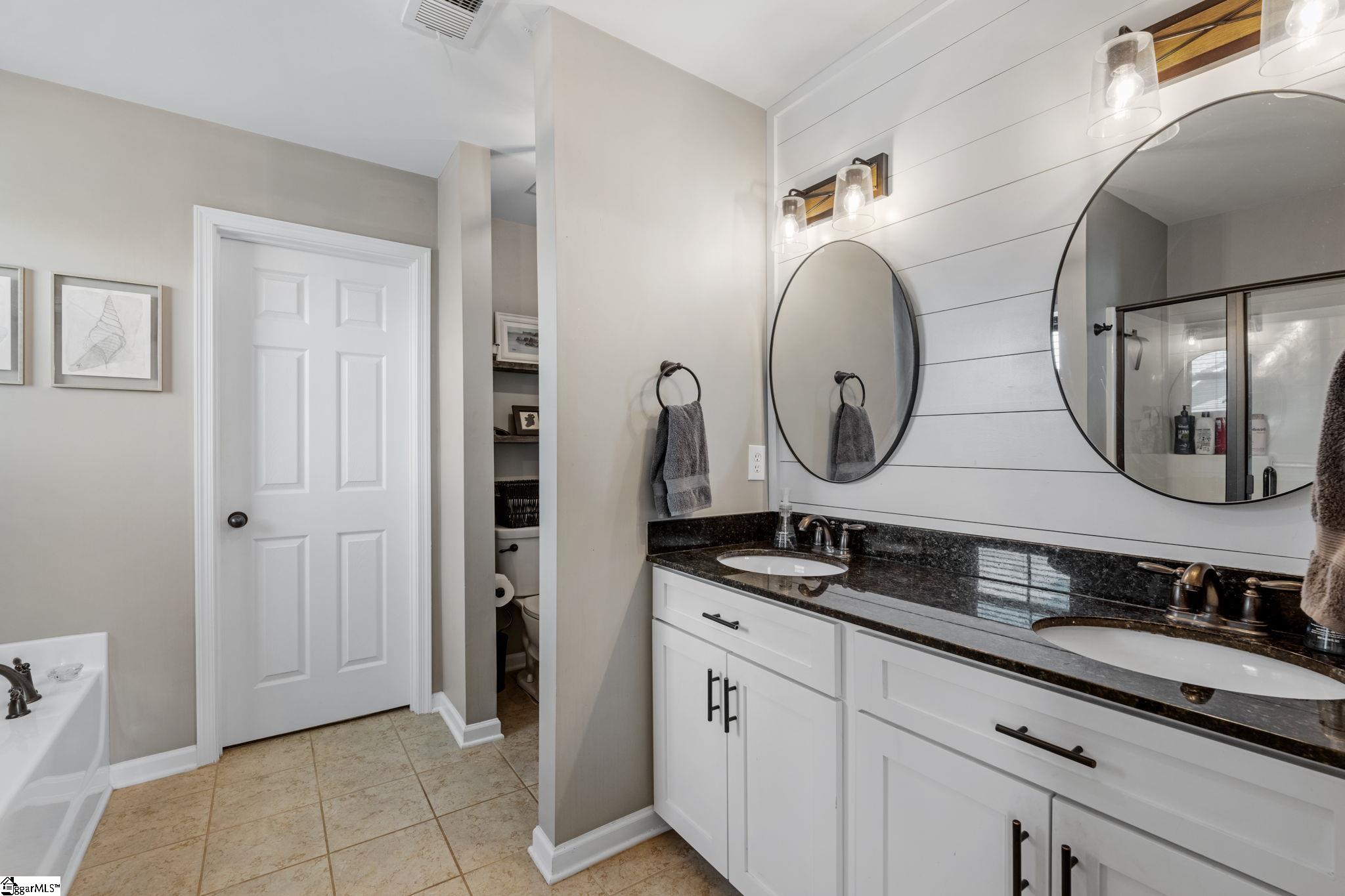 4 Weston Brook Way Greenville, SC 29607