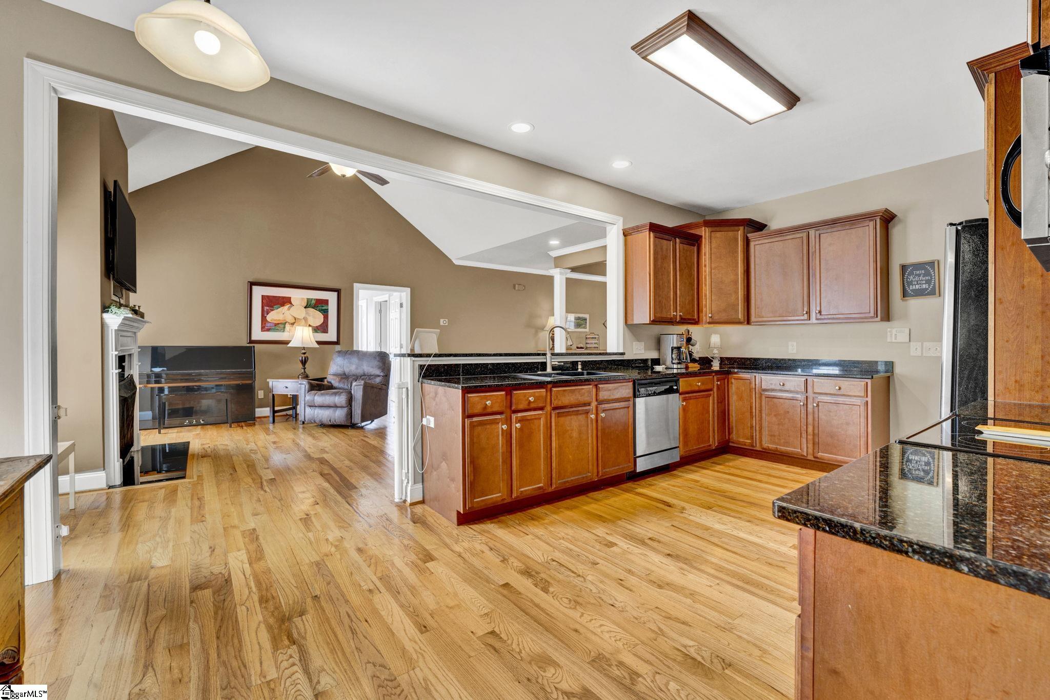 29 Hidden Springs Lane Taylors, SC 29687-4604