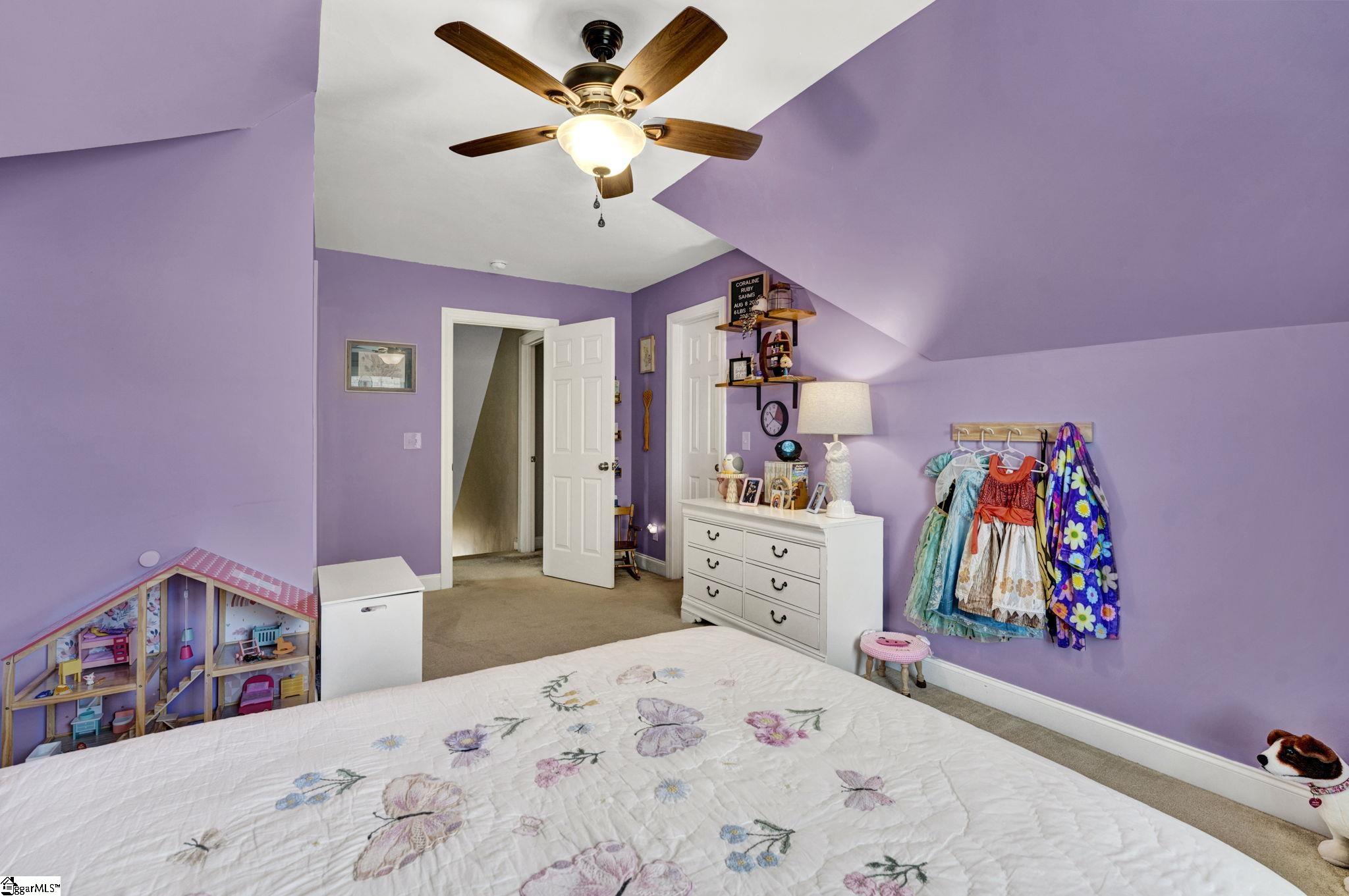 29 Hidden Springs Lane Taylors, SC 29687-4604