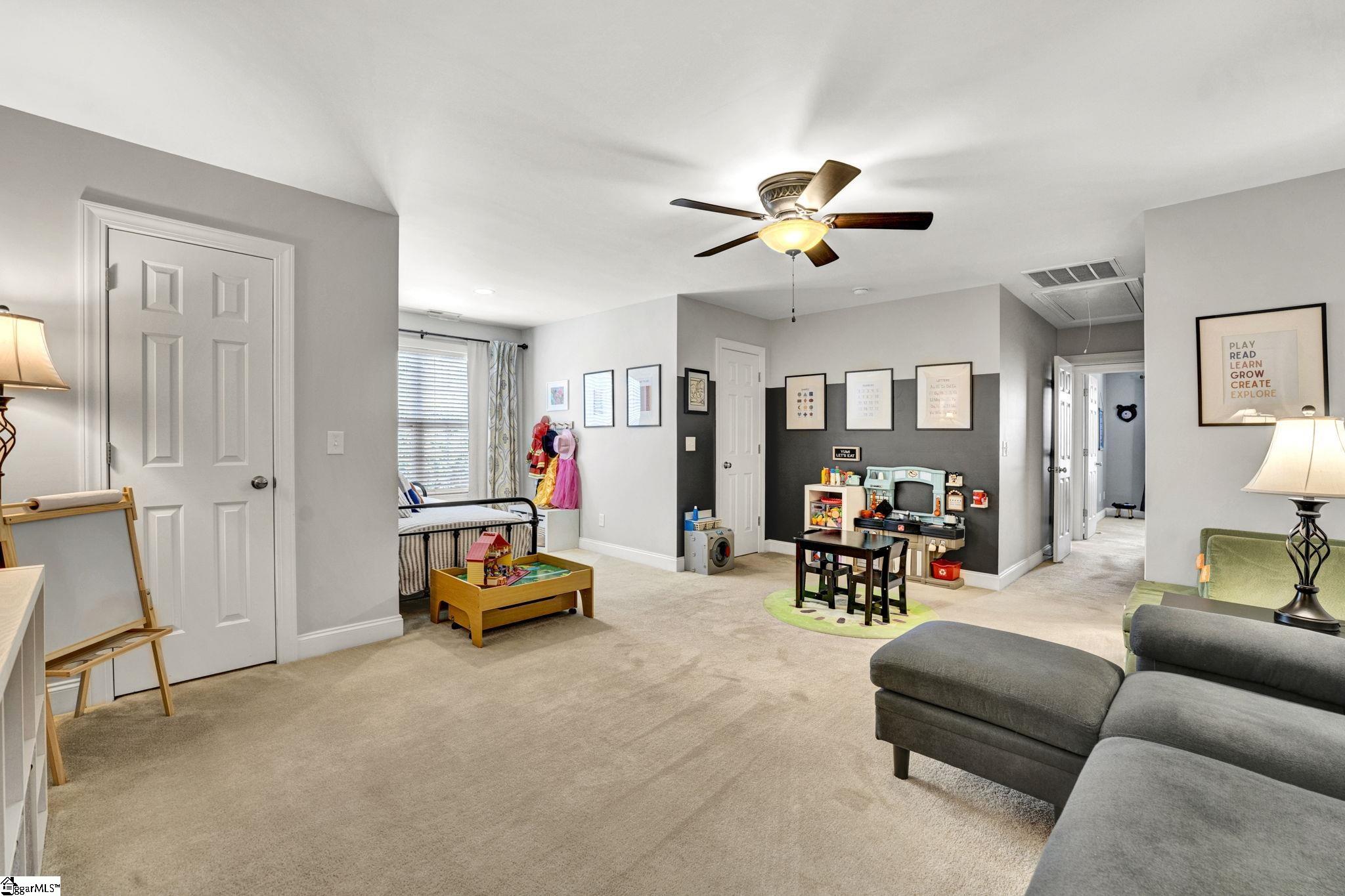 29 Hidden Springs Lane Taylors, SC 29687-4604