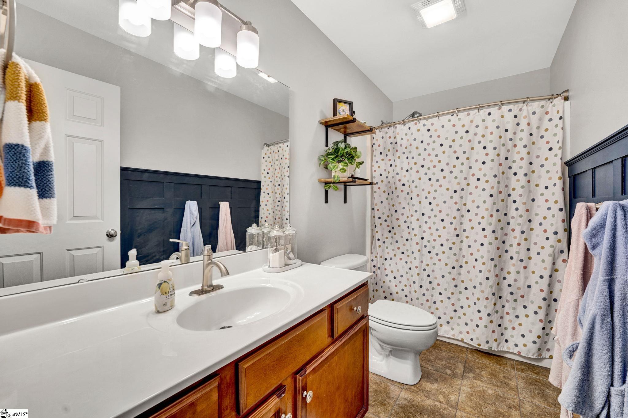 29 Hidden Springs Lane Taylors, SC 29687-4604