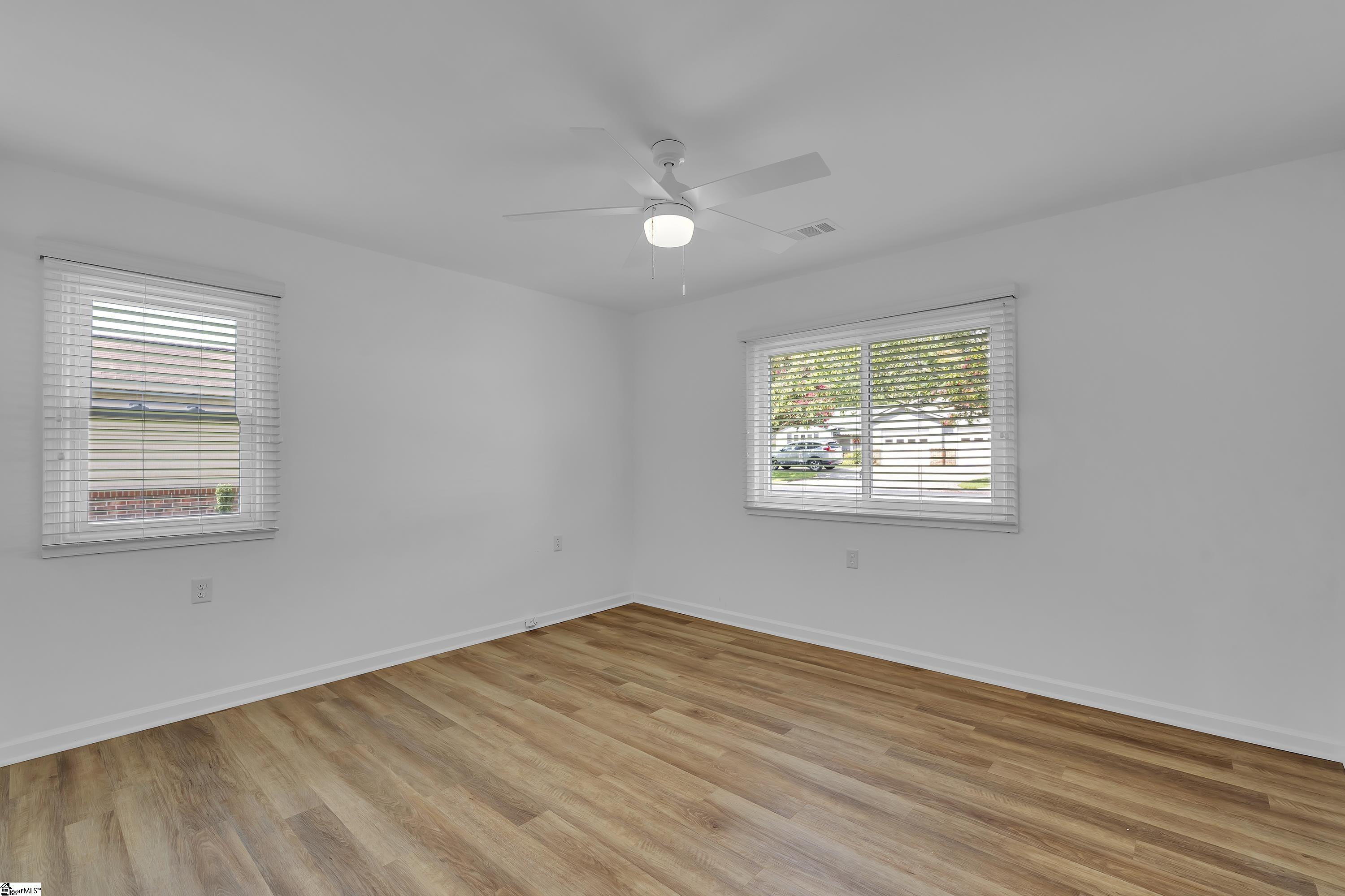 403 Lakeside Circle Greenville, SC 29615