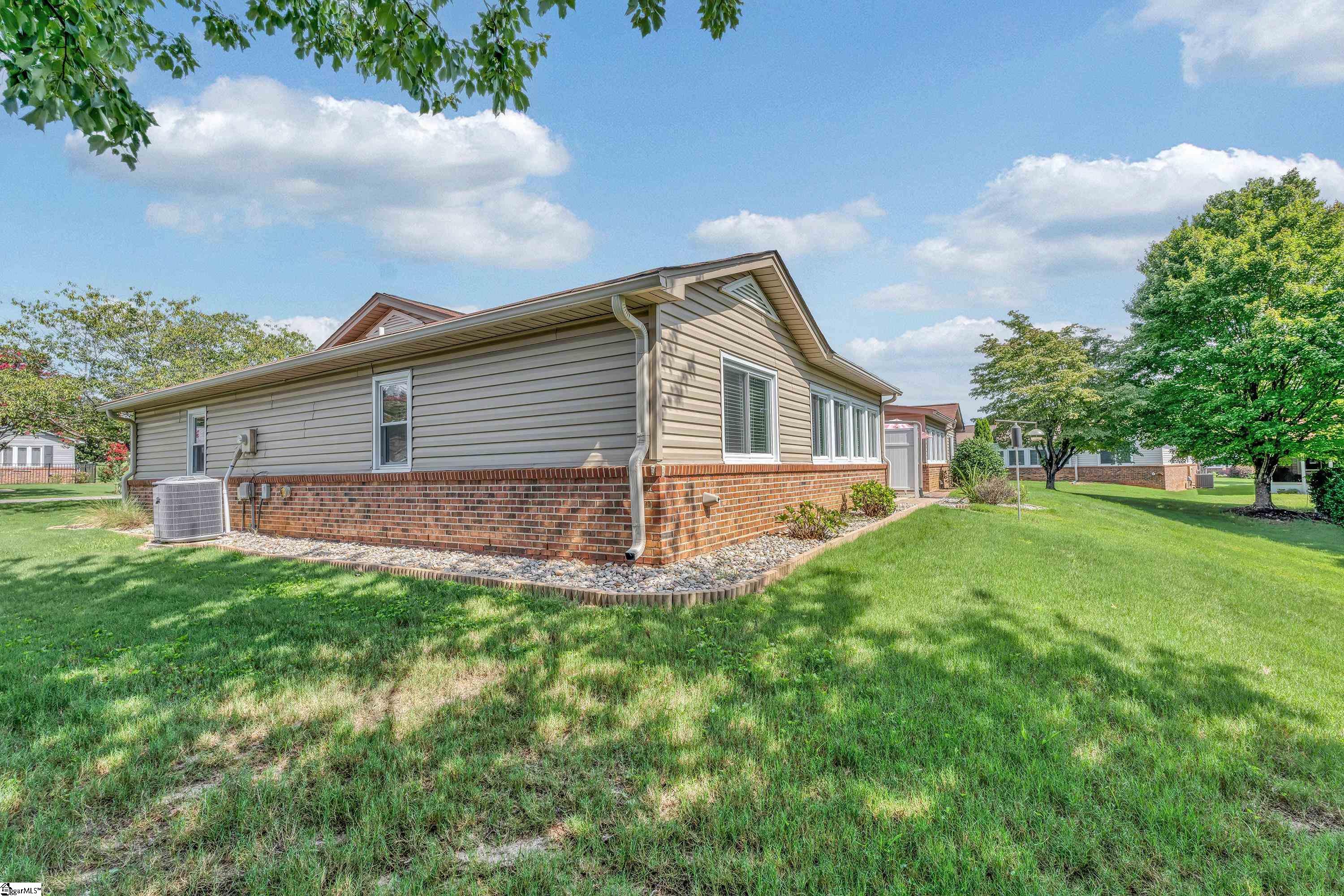 403 Lakeside Circle Greenville, SC 29615