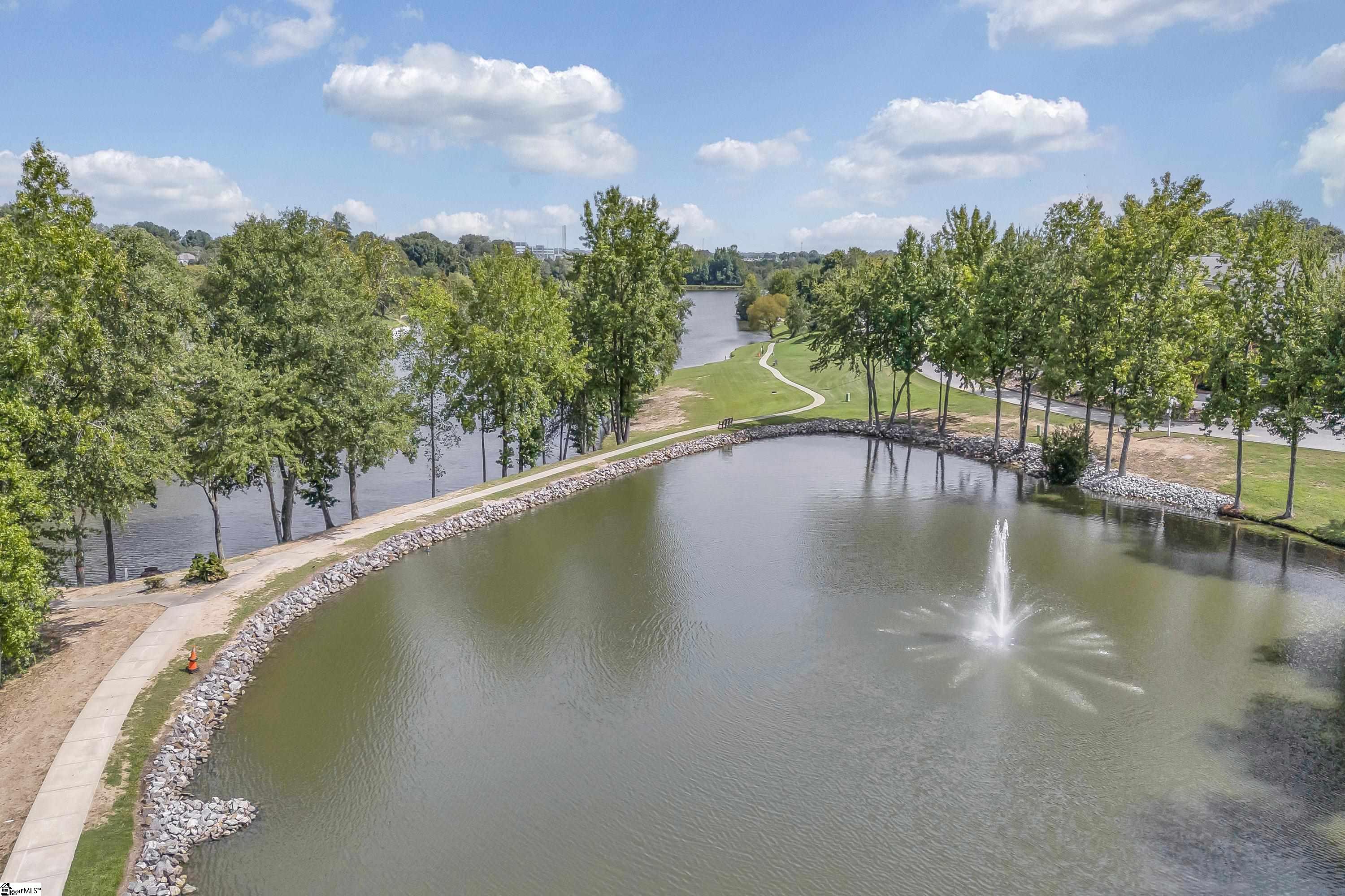 403 Lakeside Circle Greenville, SC 29615