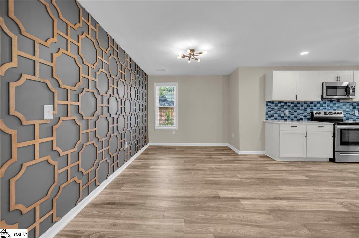 18 N Vance Street Greenville, SC 29611