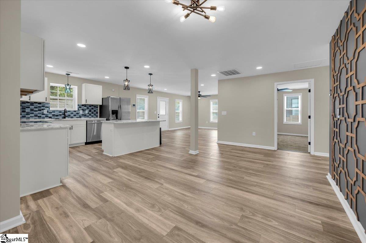 18 N Vance Street Greenville, SC 29611