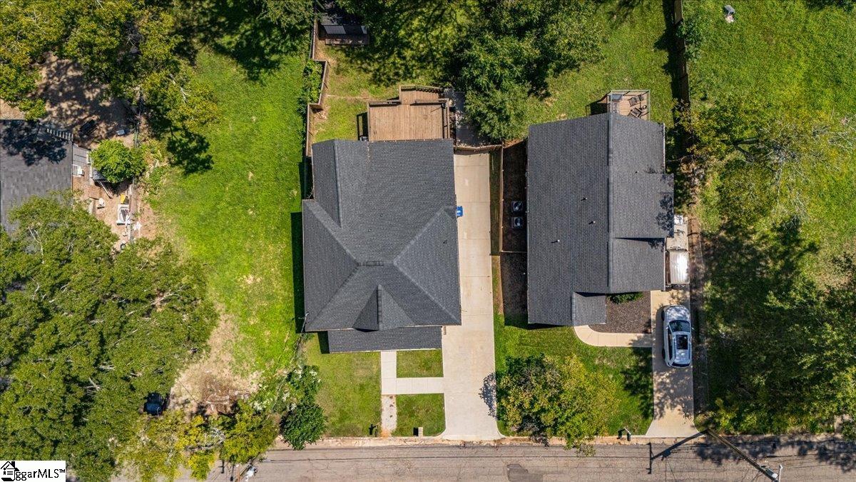 18 N Vance Street Greenville, SC 29611