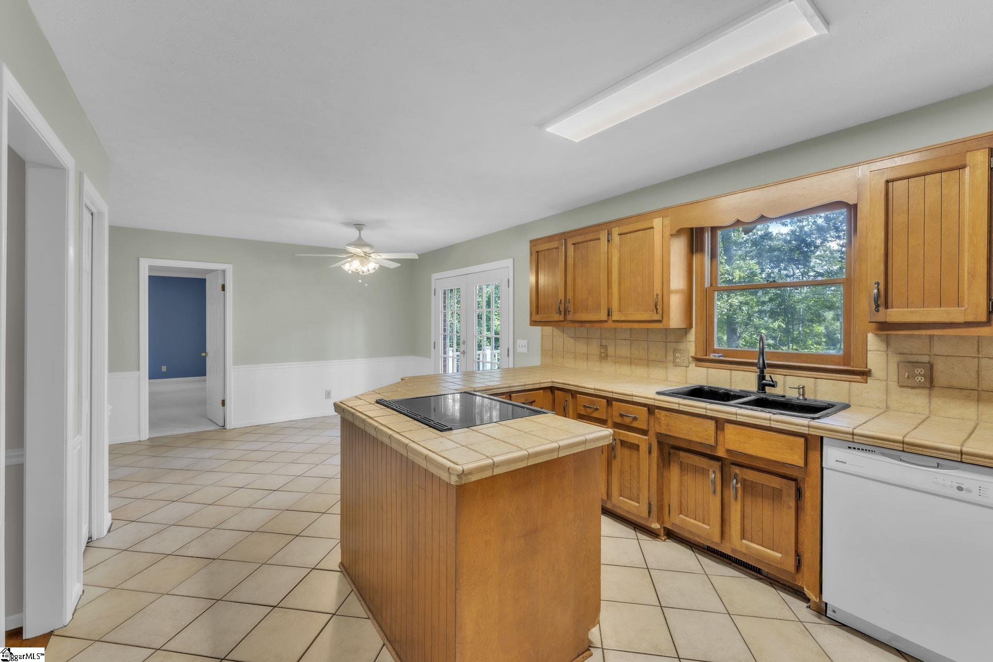 8 Eljema Frst Piedmont, SC 29673