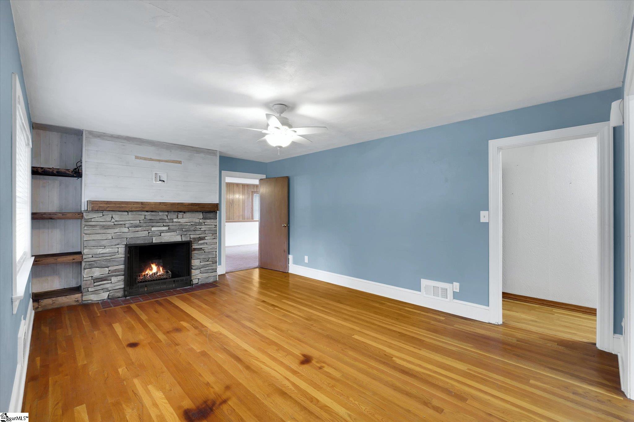 114 Brookside Road Spartanburg, SC 29301