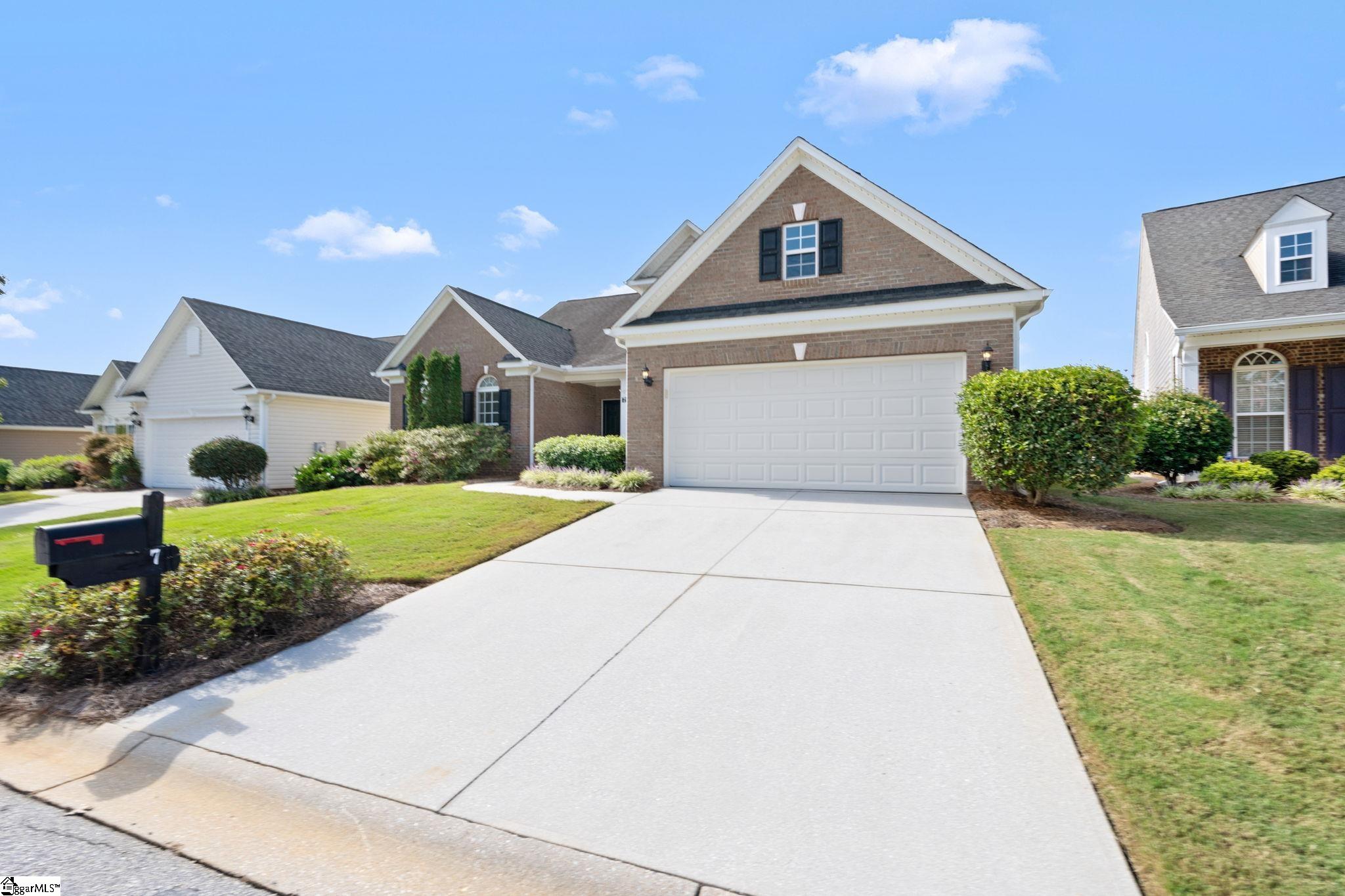7 Bamburgh Brae Court Simpsonville, SC 29681