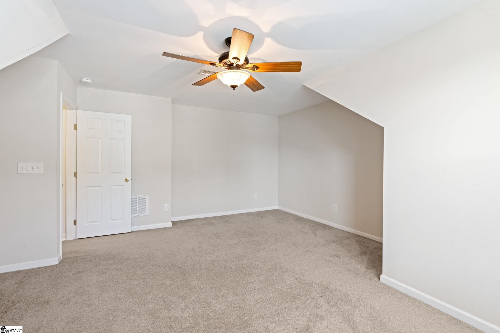 7 Bamburgh Brae Court Simpsonville, SC 29681
