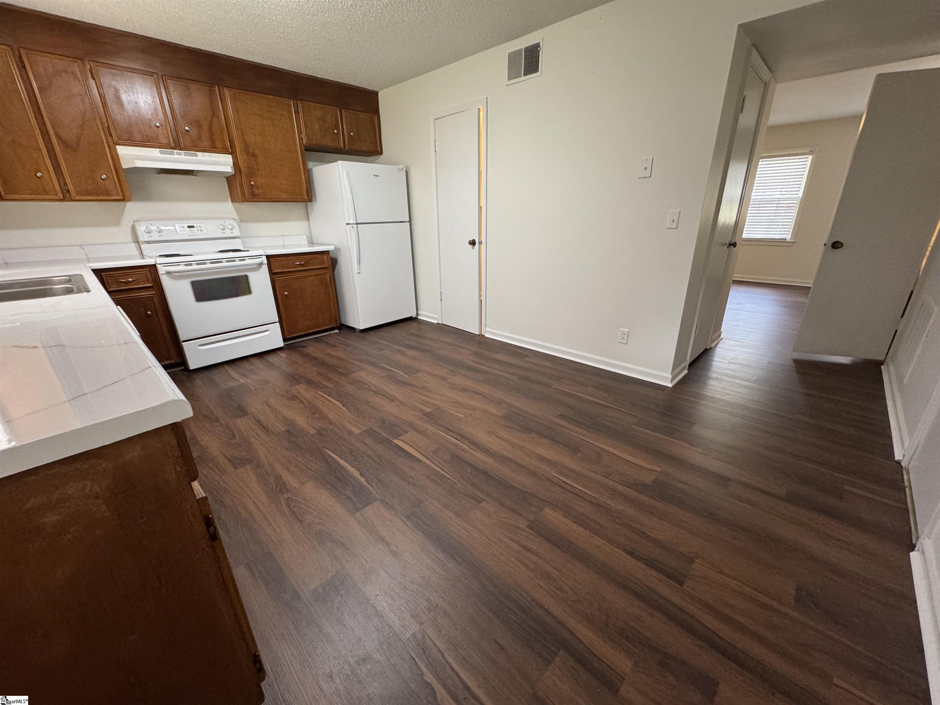 21 Glen Burnie Street UNIT #3 Greenville, SC 29605