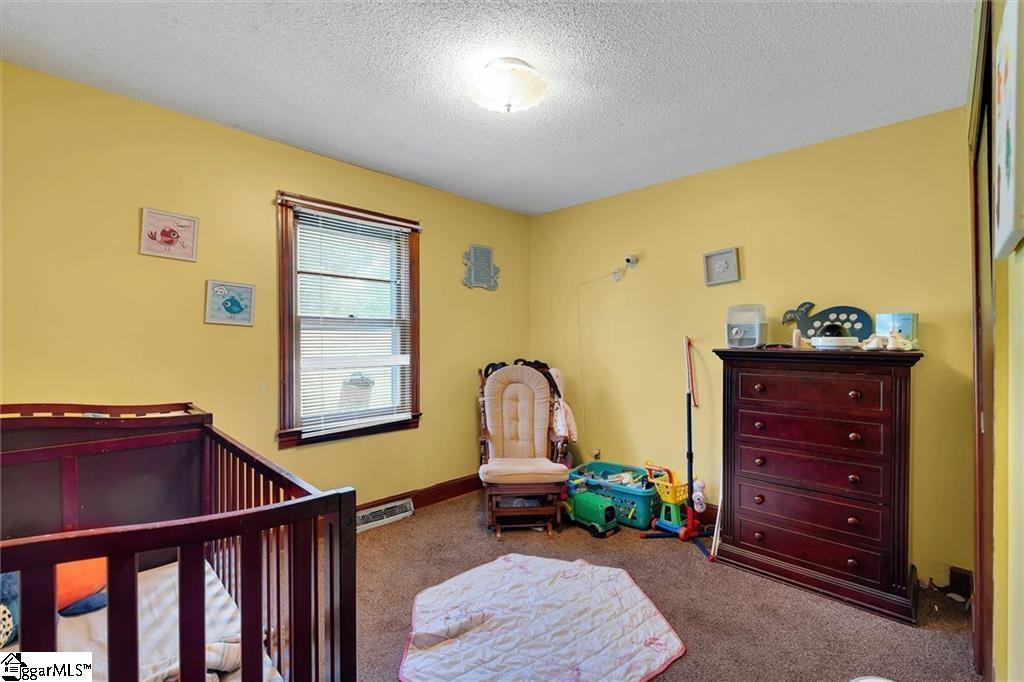 7703 Moorefield Memorial Highway Liberty, SC 29657